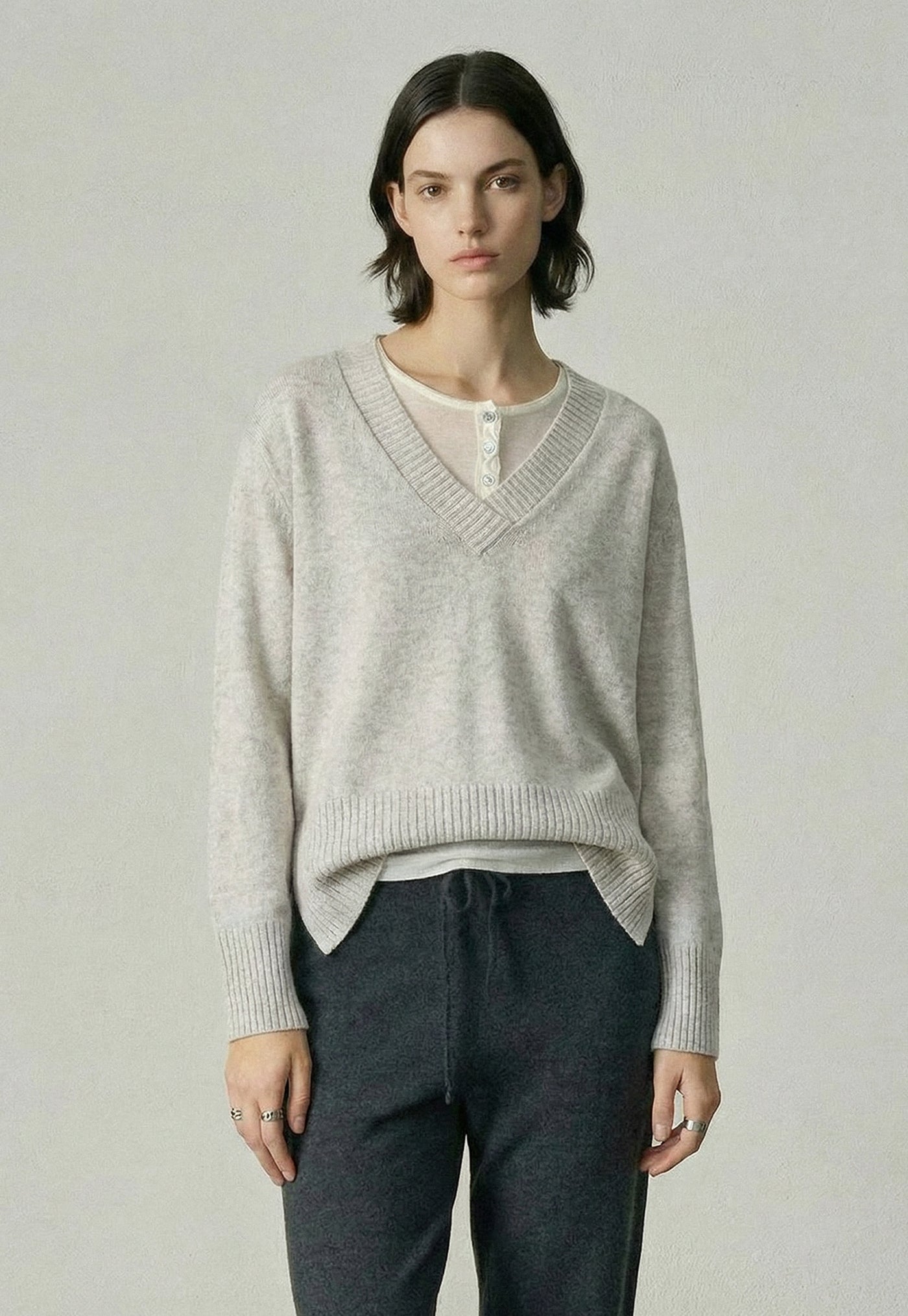 374 Classics V Neck - Polar Grey