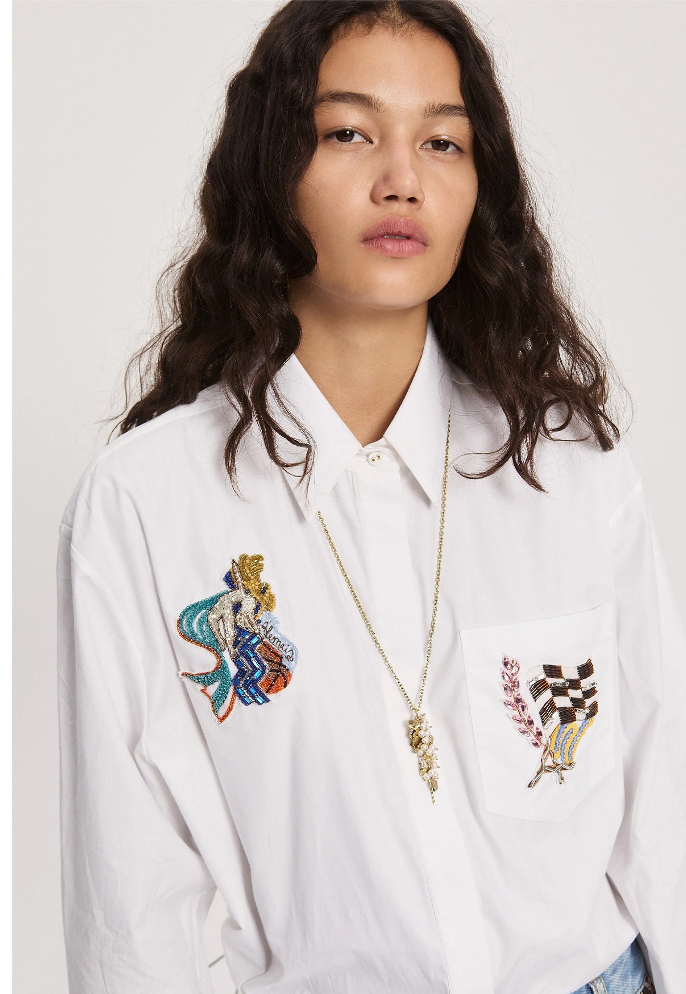 Team Spirit Flower & Pearl Necklace - Gold