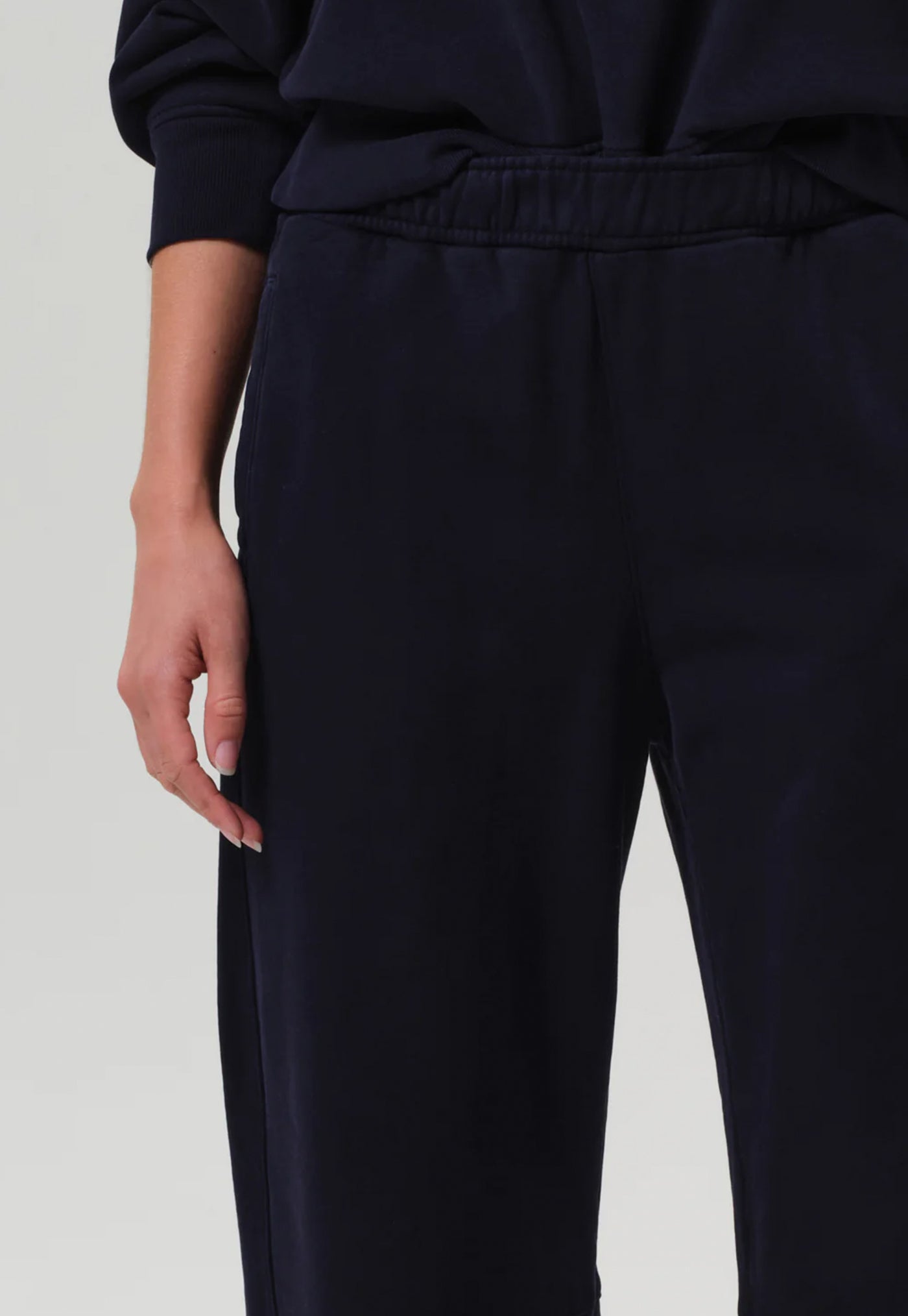 Miro Sweatpant - Navy
