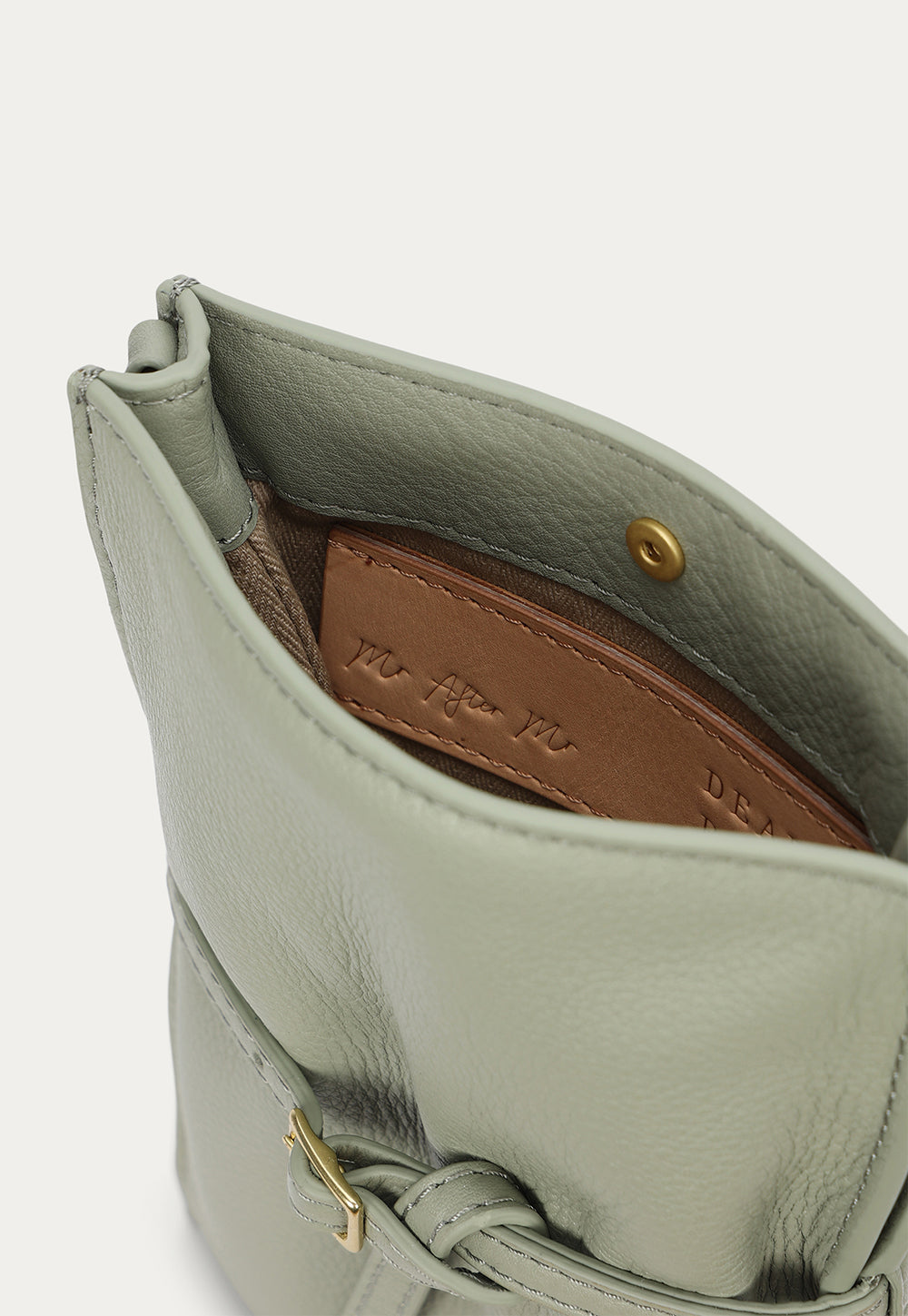 Mr Penny Pouchette - Kina