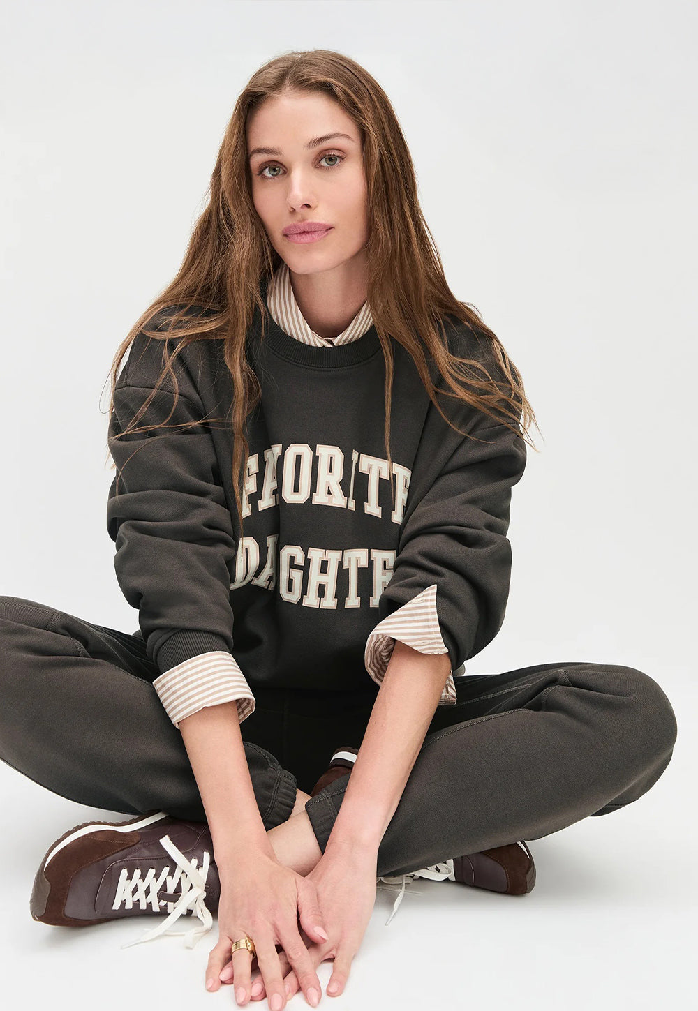 Collegiate Sweatshirt - Coffee/Gardenia