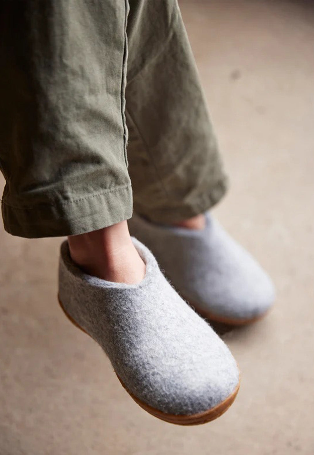 The Honey Rubber Shoe - Grey