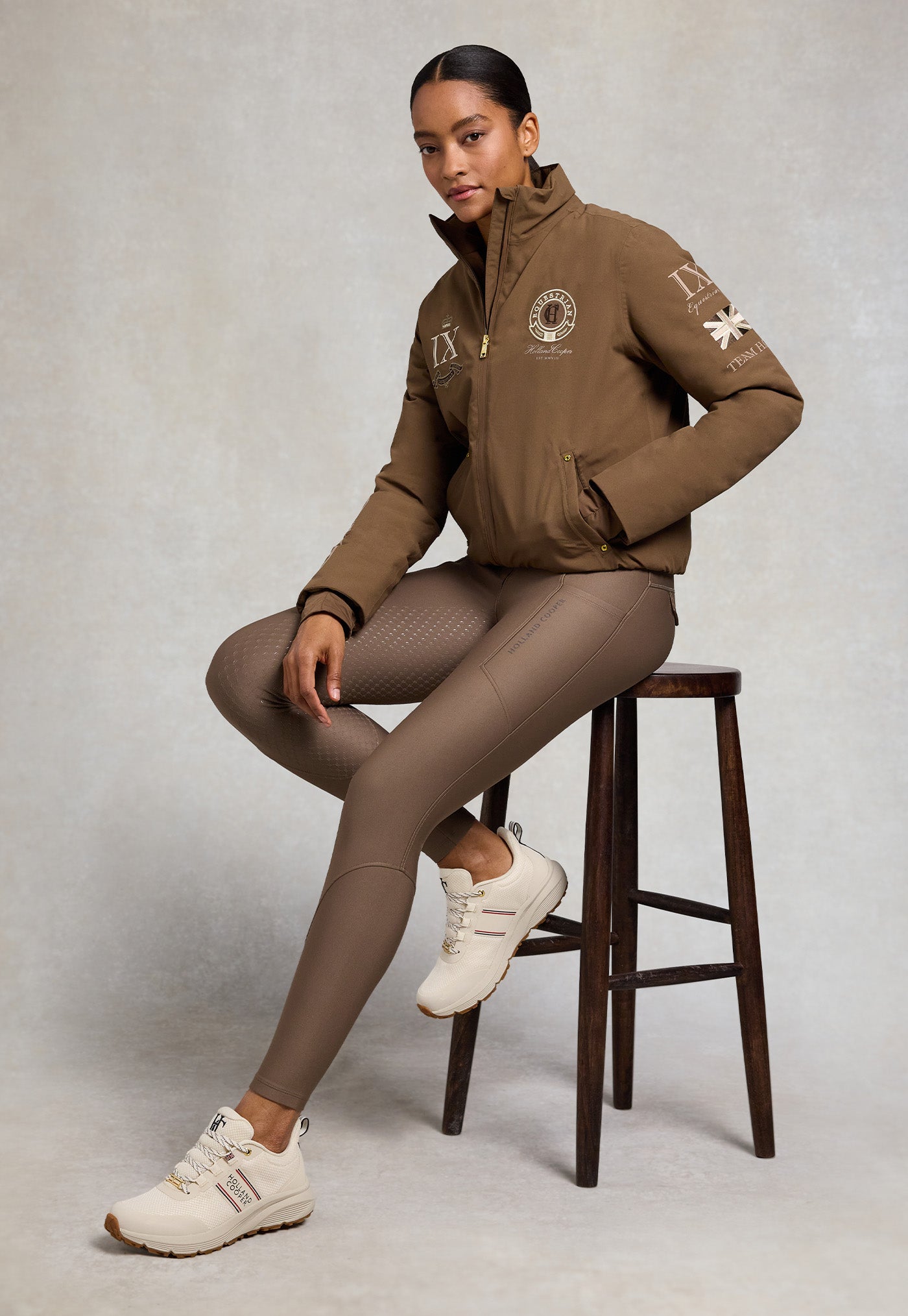 Burghley Waterproof Trainer - Ecru
