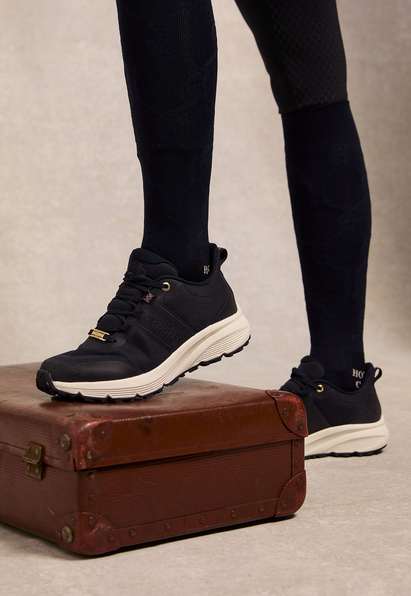 Burghley Waterproof Trainer - Ink Navy