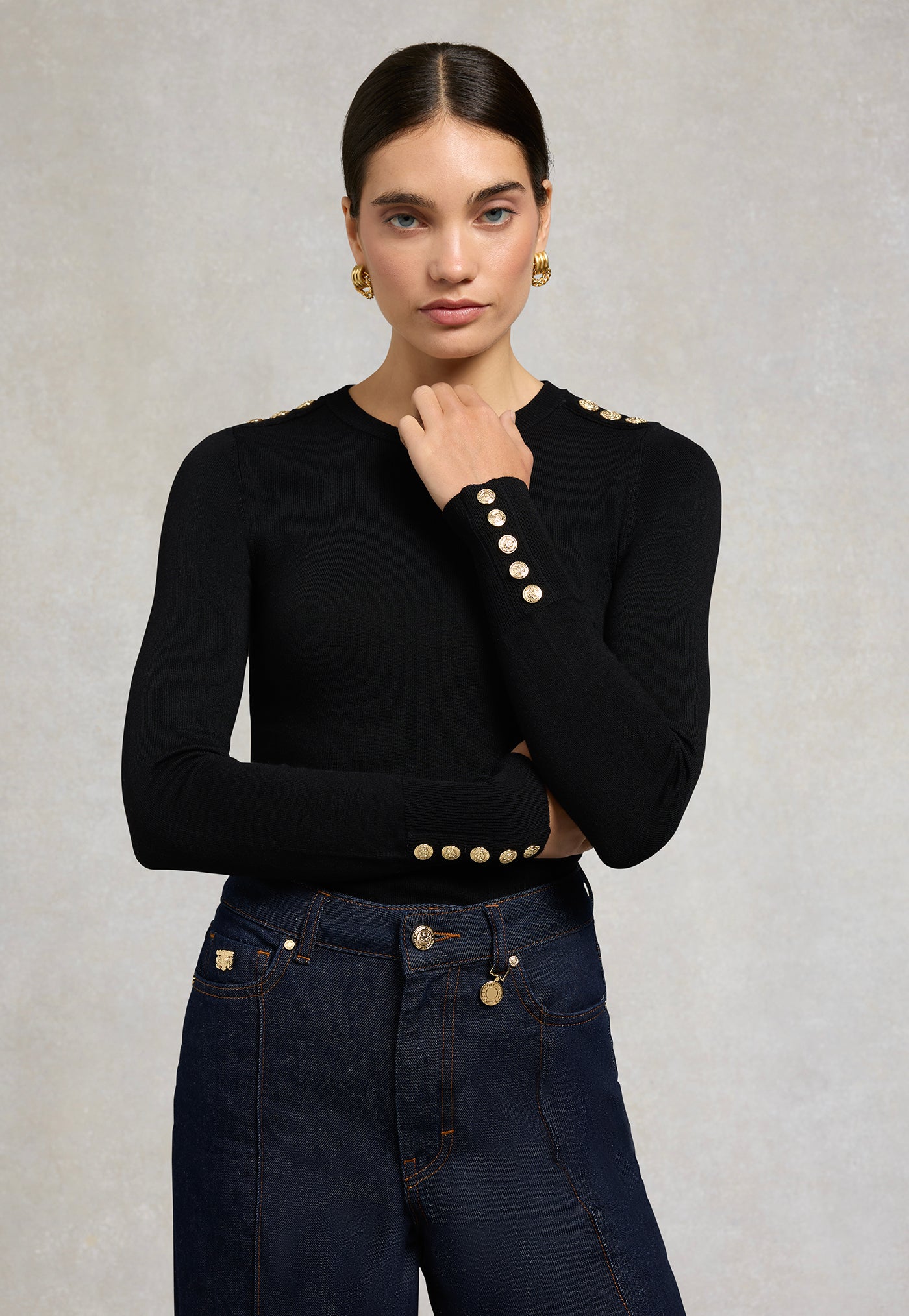Buttoned Knit Crew Neck - Black