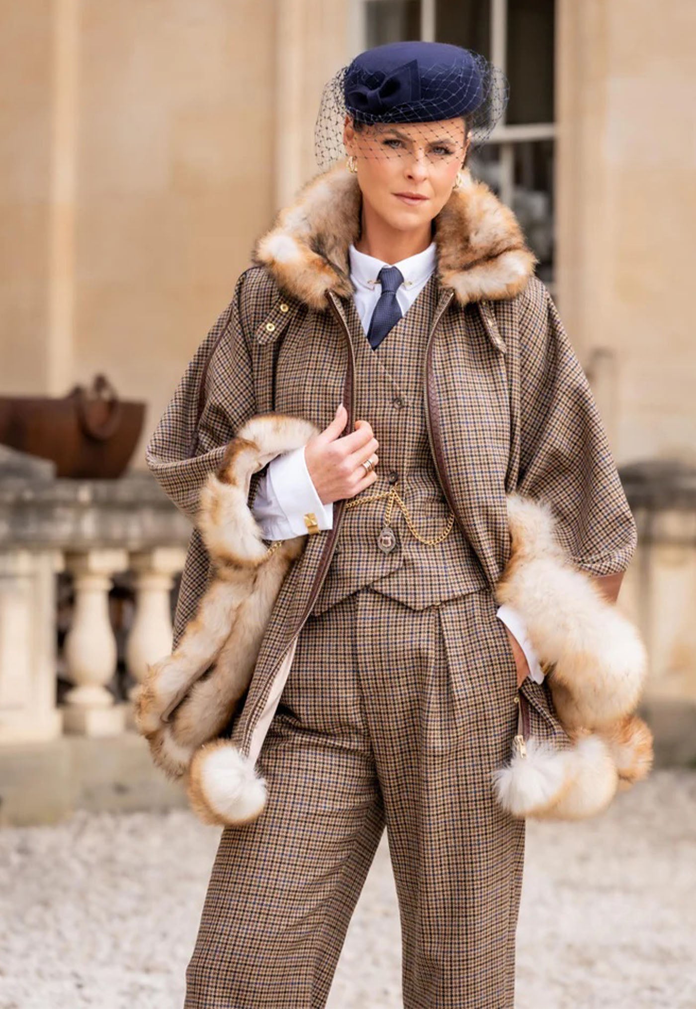 Gold Label Chiltern Cape - Abbot Check Tweed