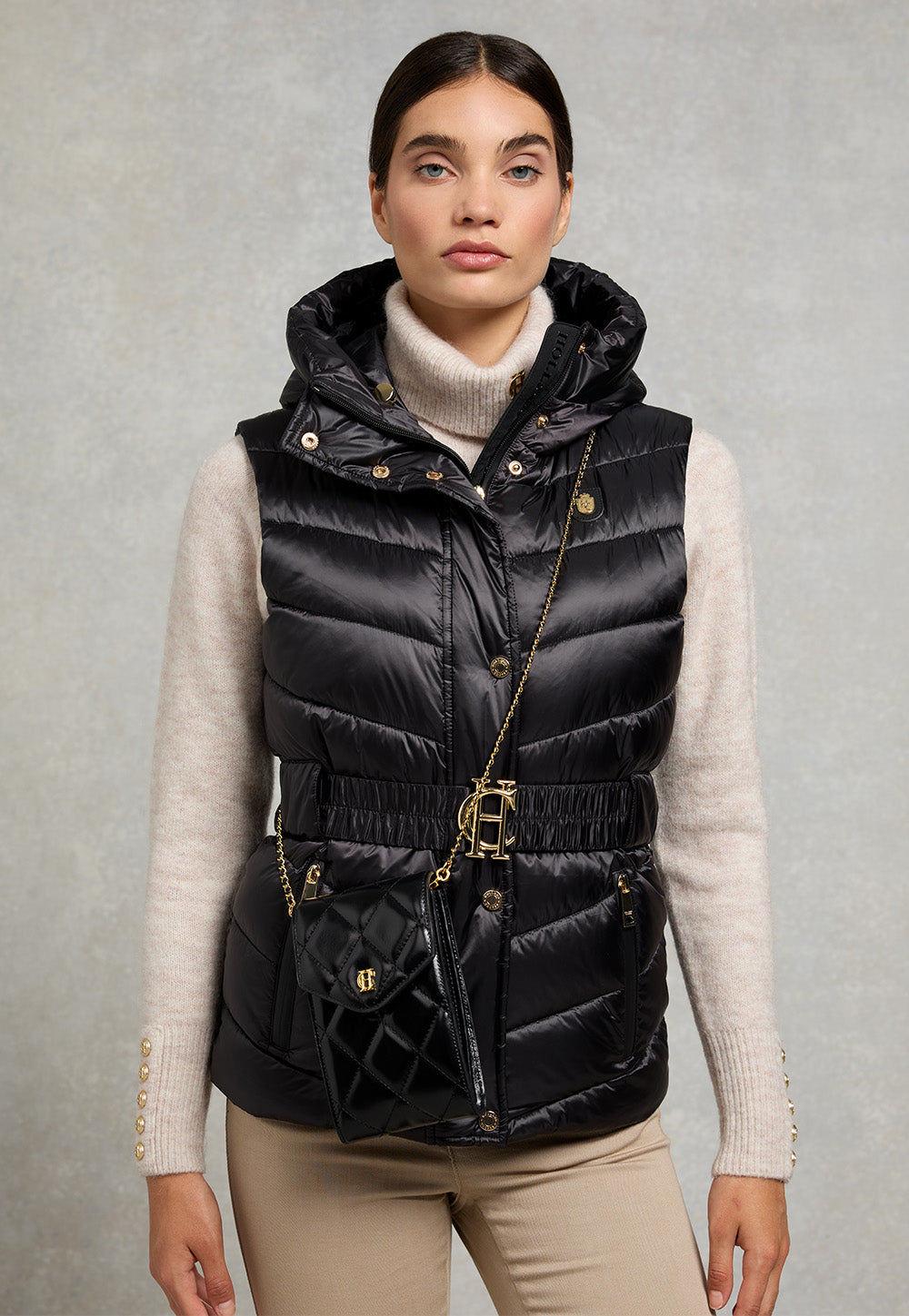 Knightsbridge Phone Pouch - Black Quilted