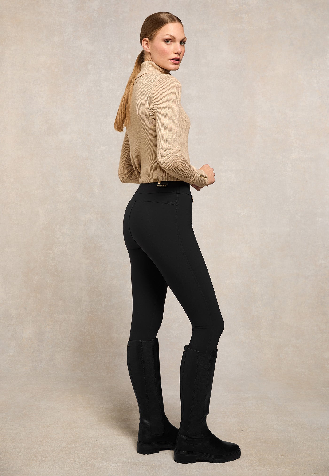 Contour Legging - Black
