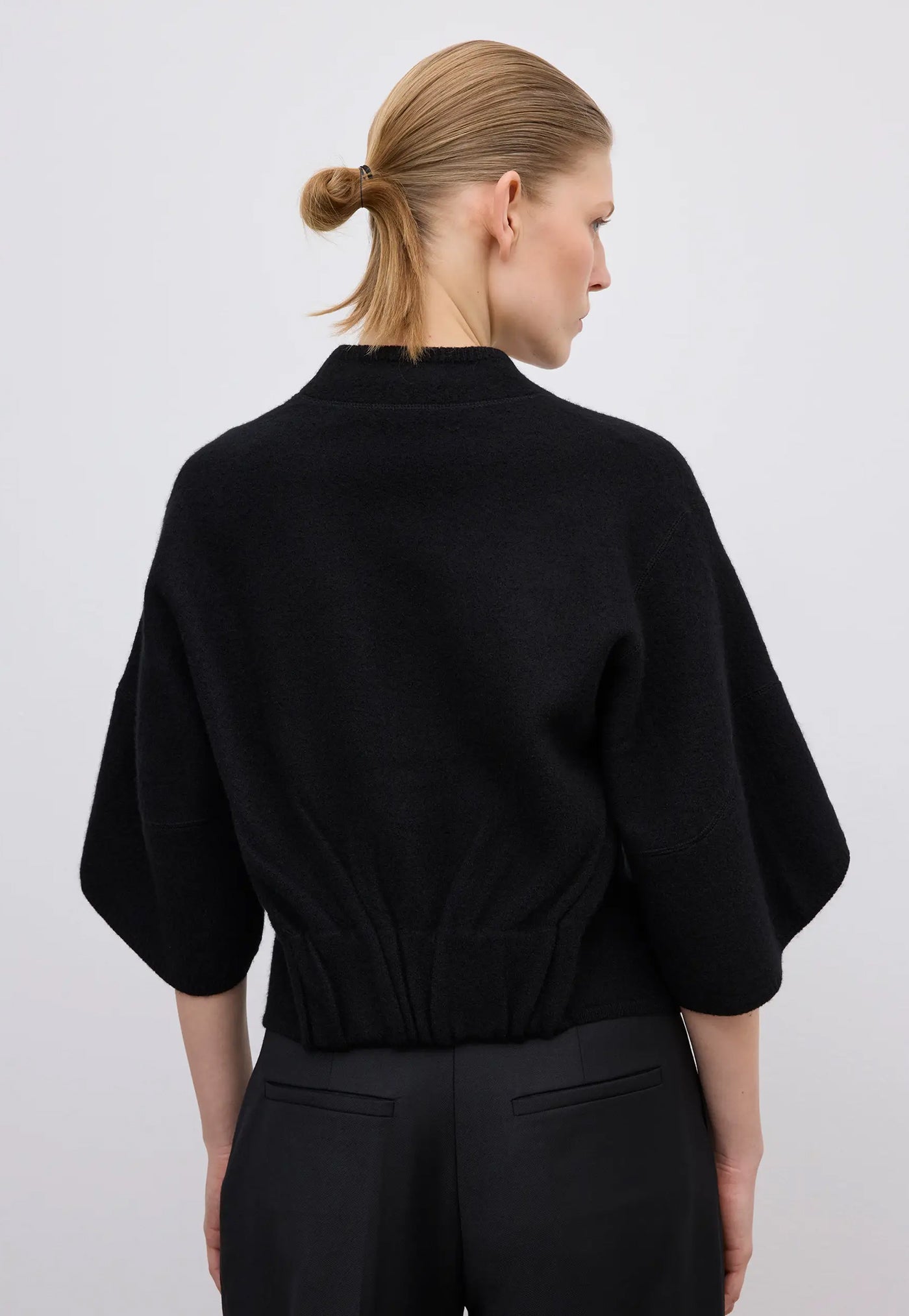 Short Wool Cardigan - Black