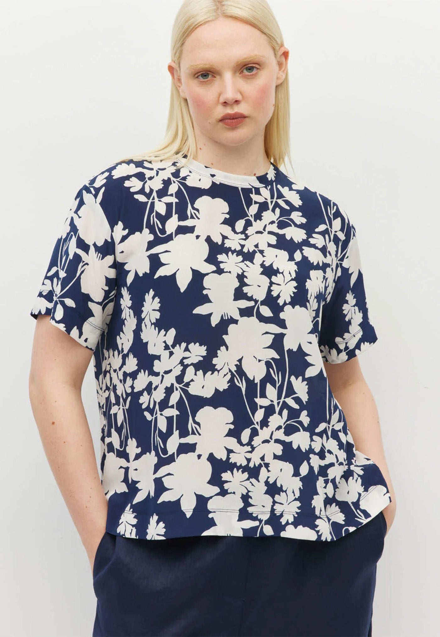 Fancy T - Silhouette