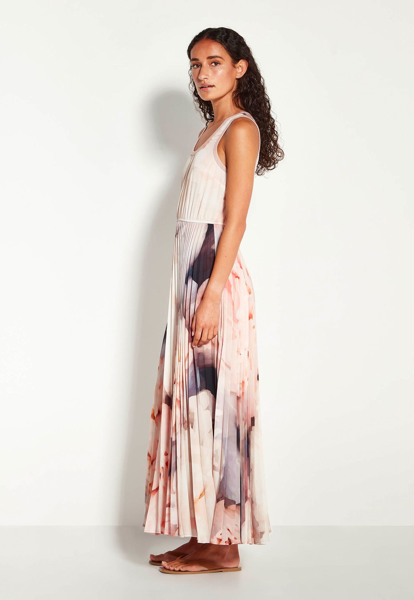 Lillian Pleat Dress - Bouquet