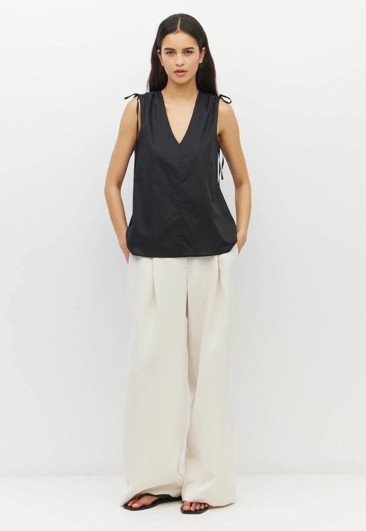 Juliette Hogan 100% cotton, reversible V Neck singlet style top with drawstring gathered shoulder ties.