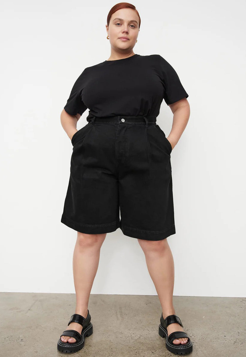 Journey Shorts - Black Denim