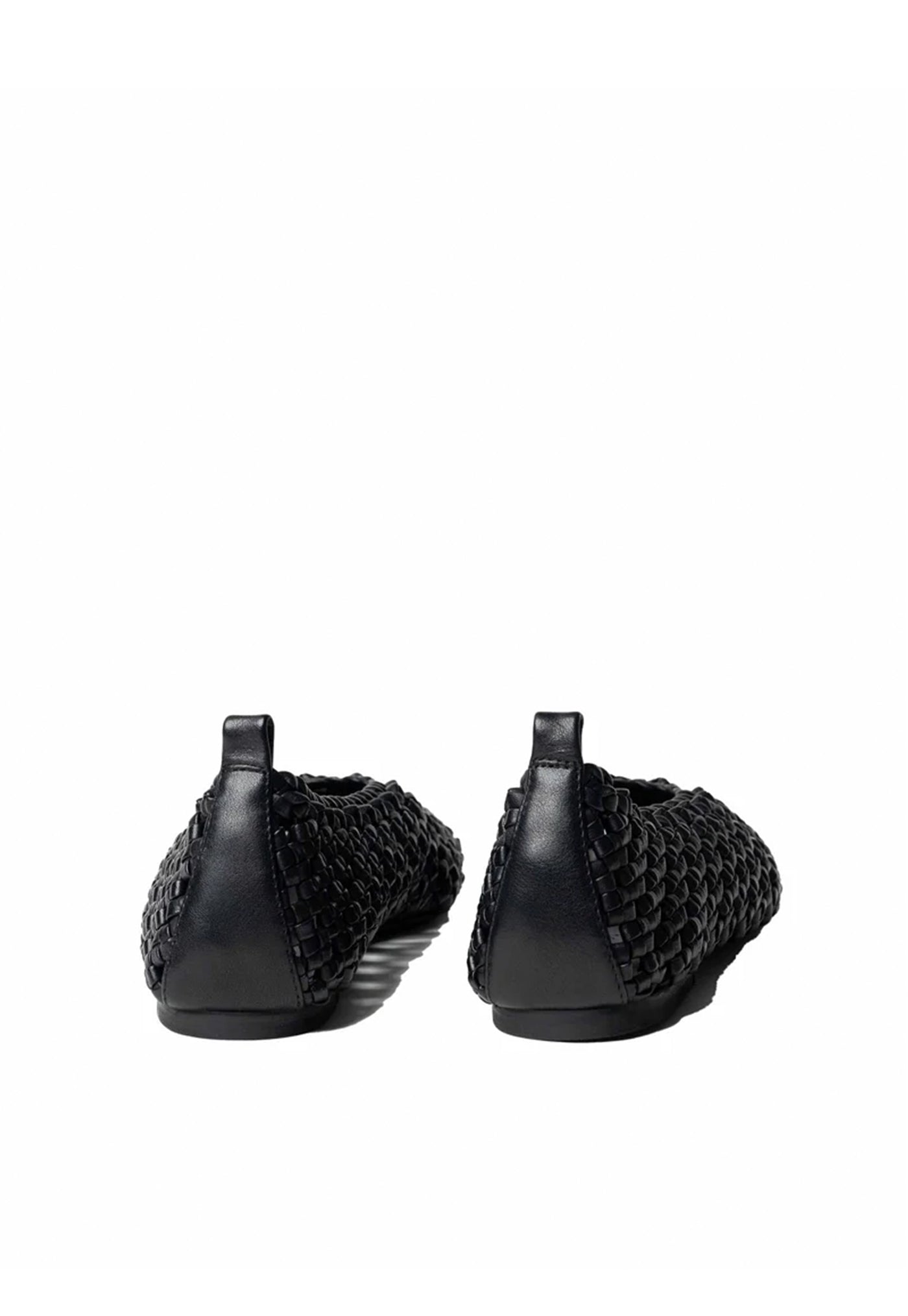 Vanessa Flat - Black