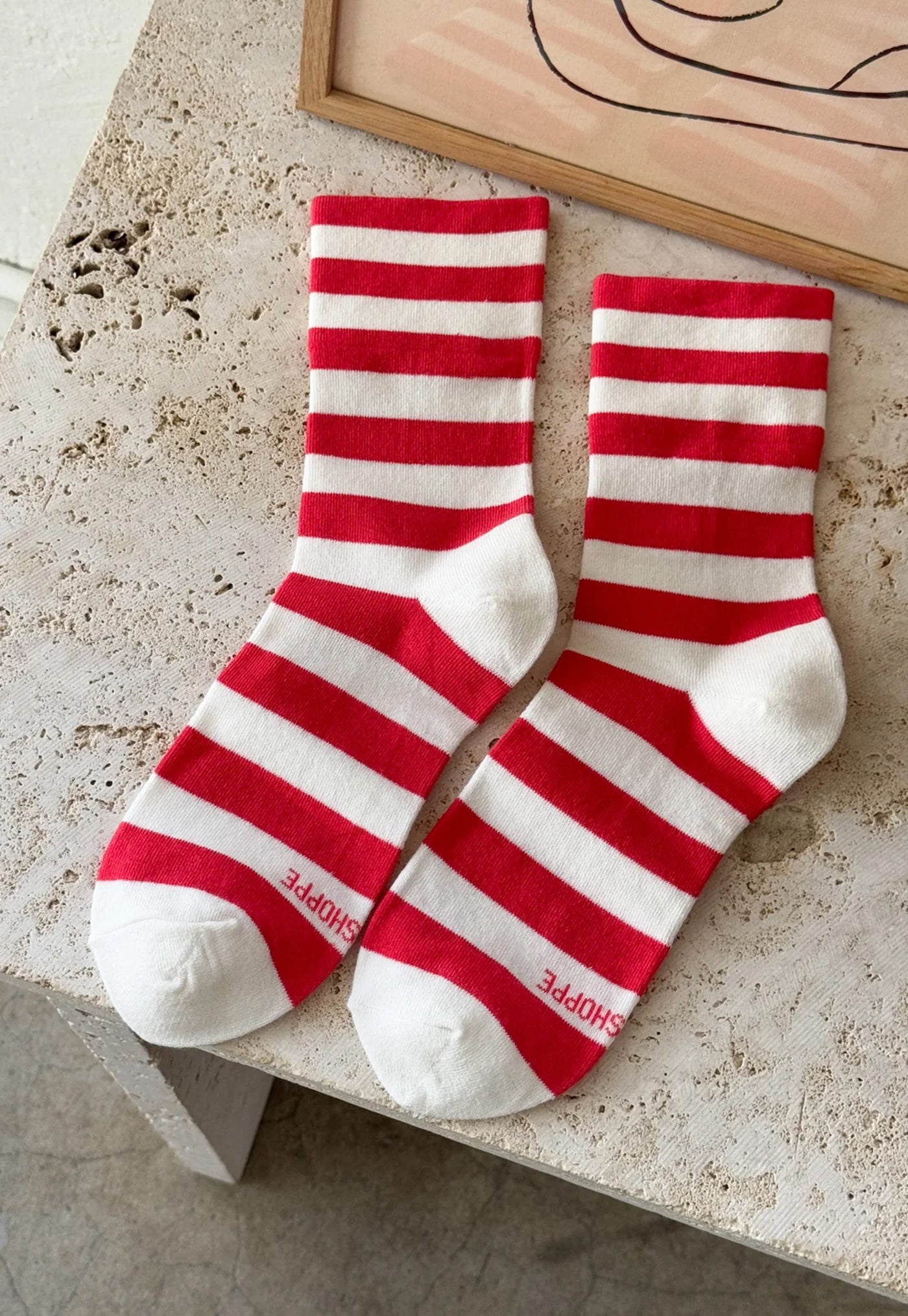 Wally Socks - Wide/Red Stripe