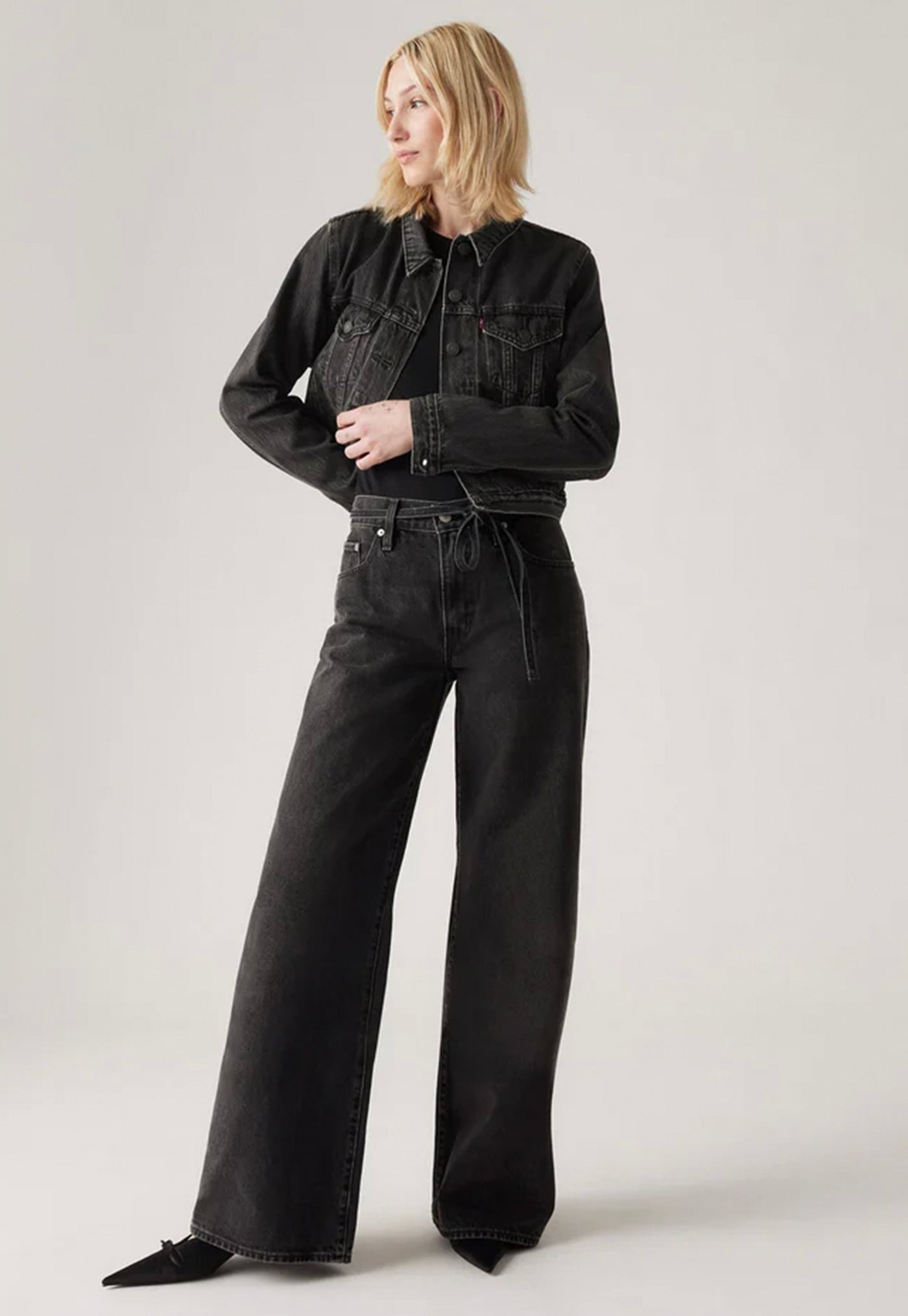 XL Straight - Influential Lady