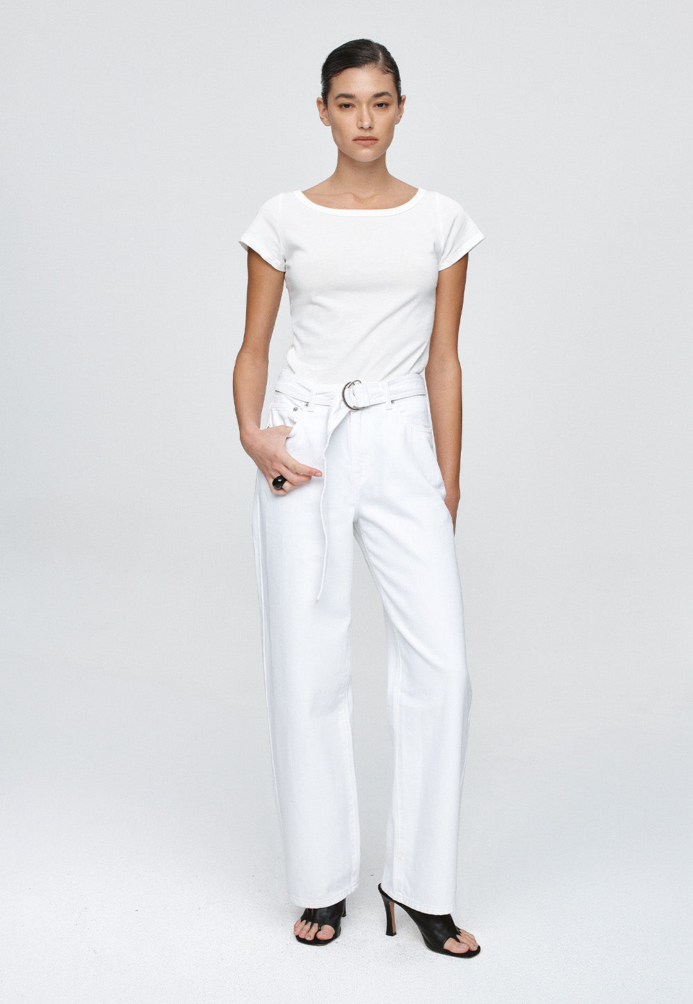 Belted Wide Leg Jean - Blanc