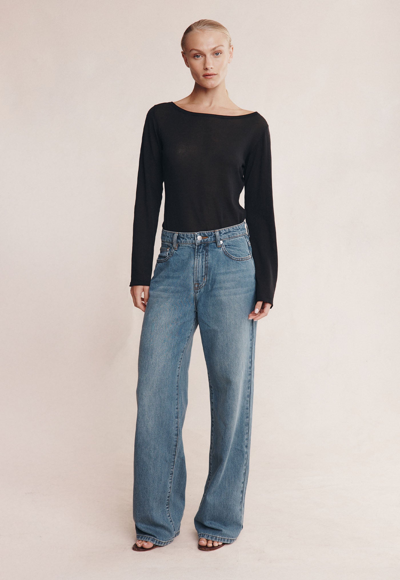 Belted Wide Leg Jean - Light Wash 01