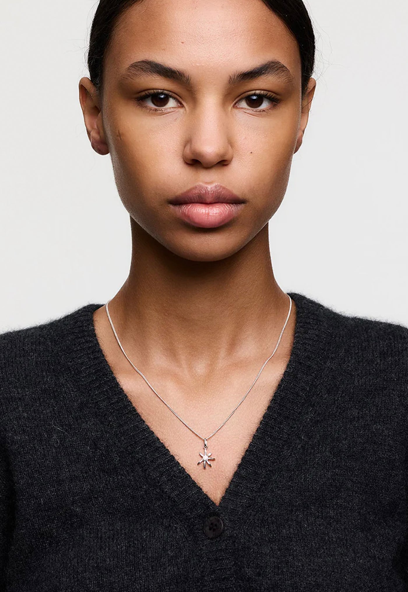 Daisy Charm Necklace