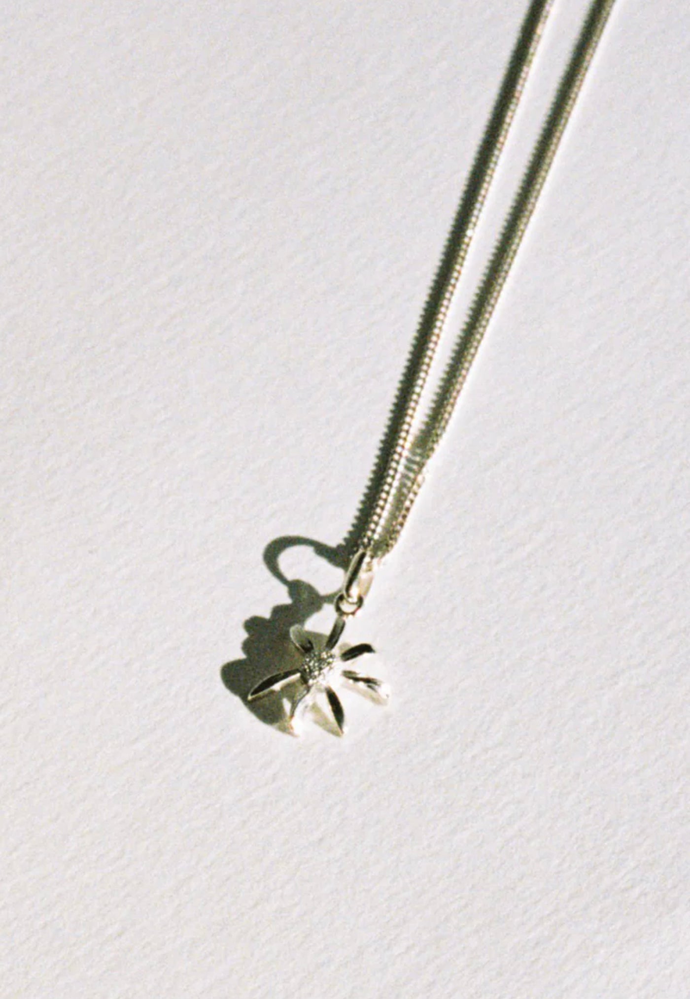 Daisy Charm Necklace