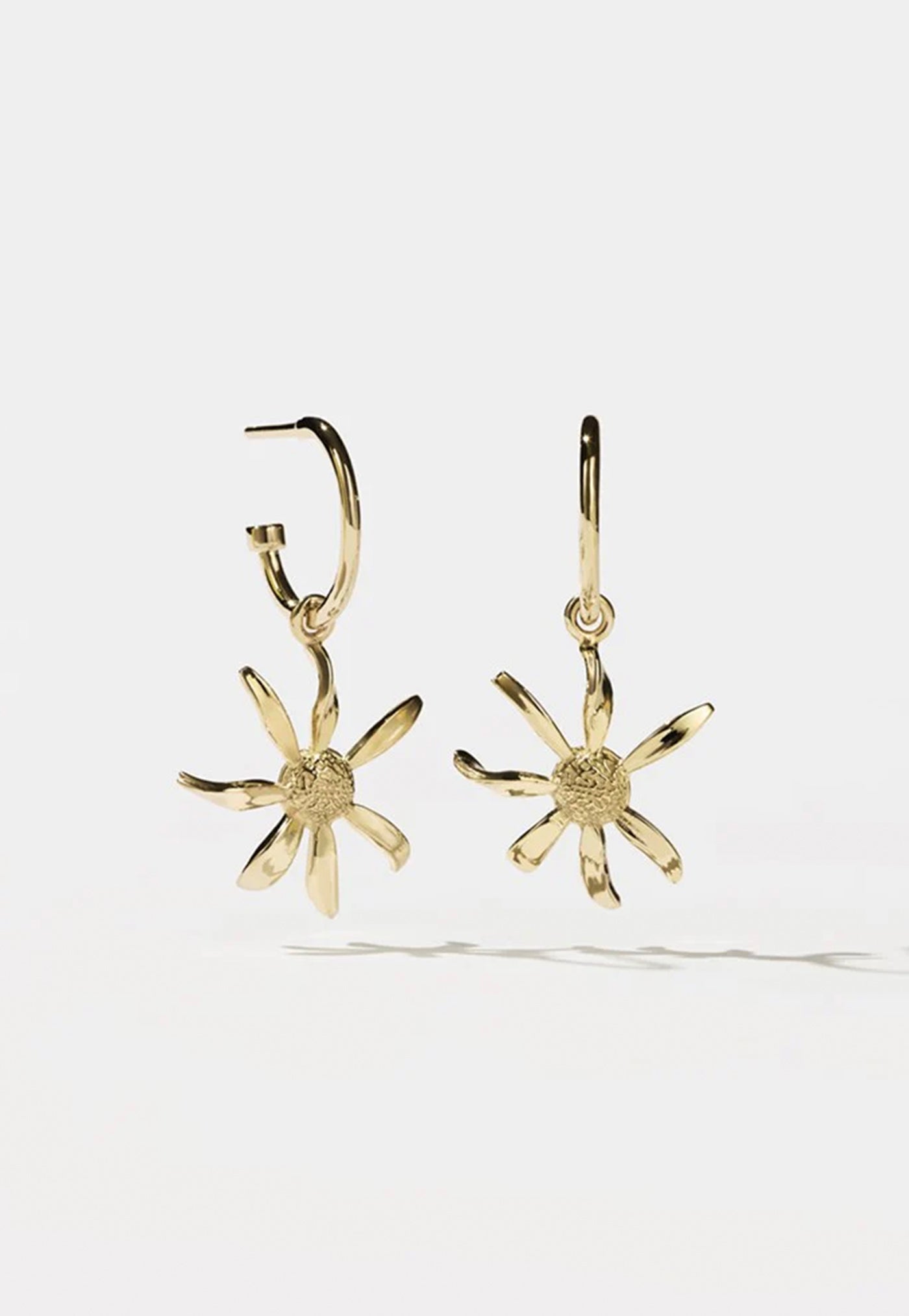 Daisy Signature Hoops