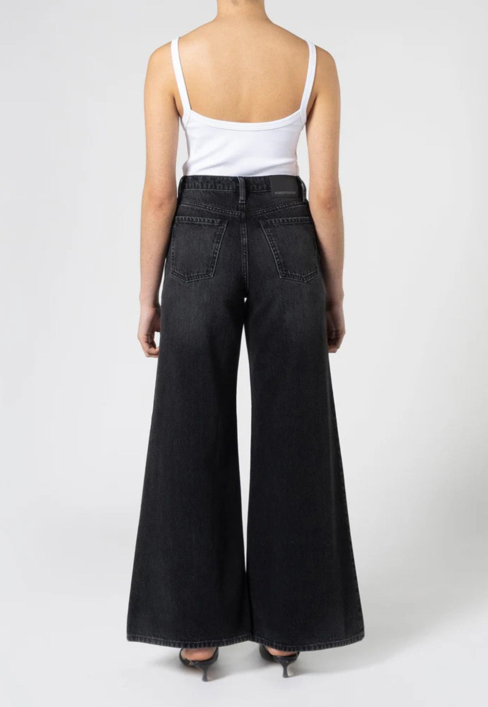 Carly Jean - Vintage Black