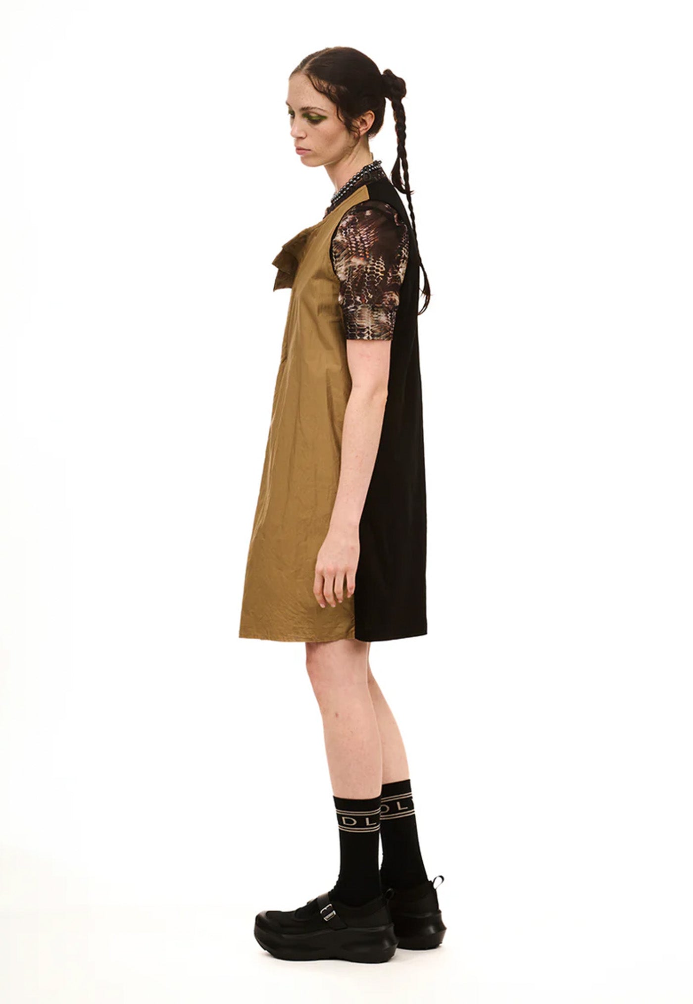 Pages Pinny - Manilla