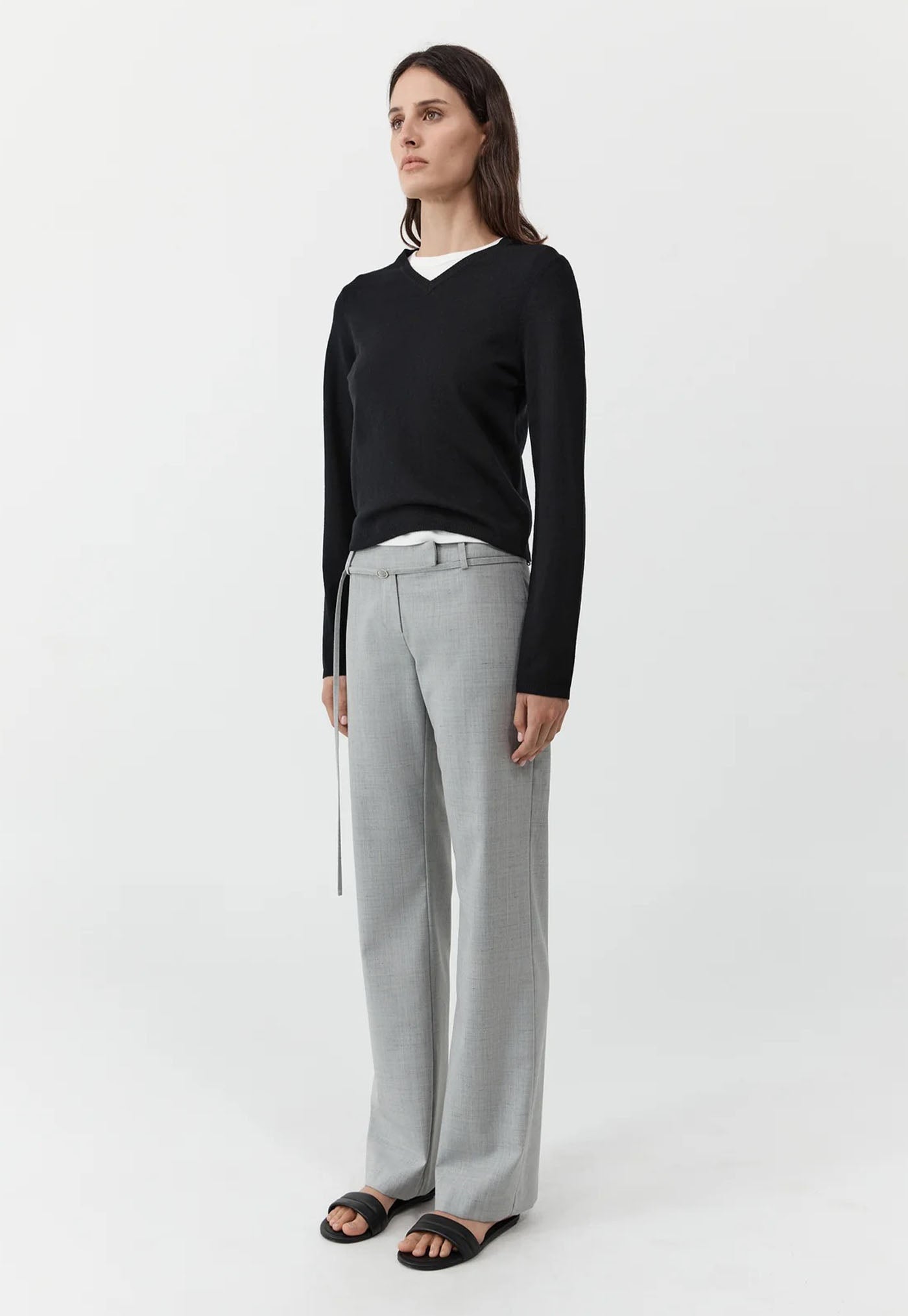 Fine Merino V Neck Sweater - Black
