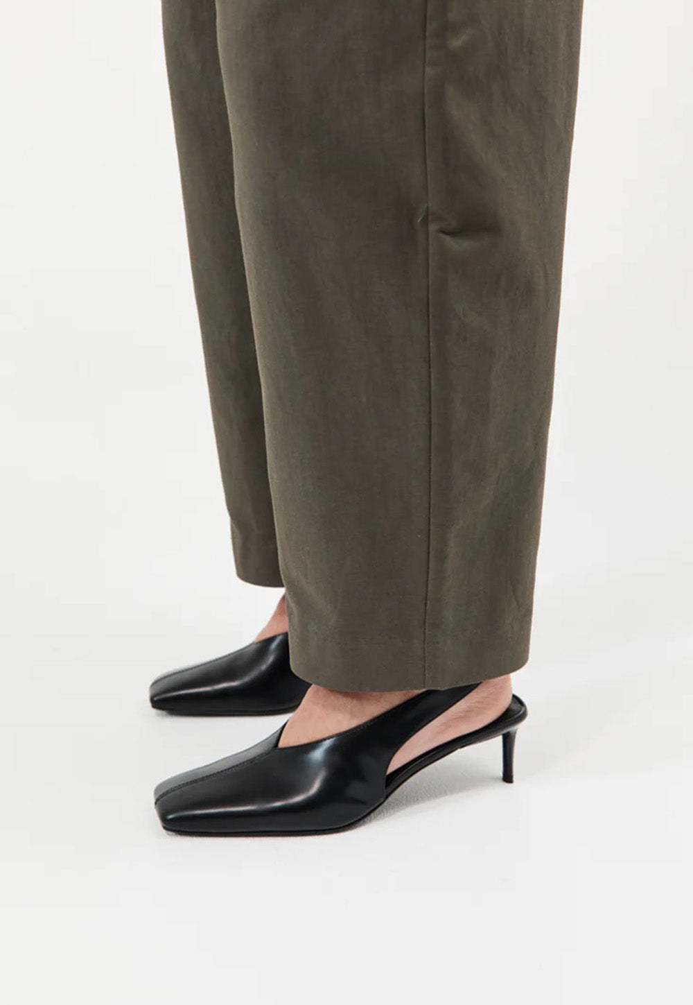 Square Toe Sling Back Heel - Black