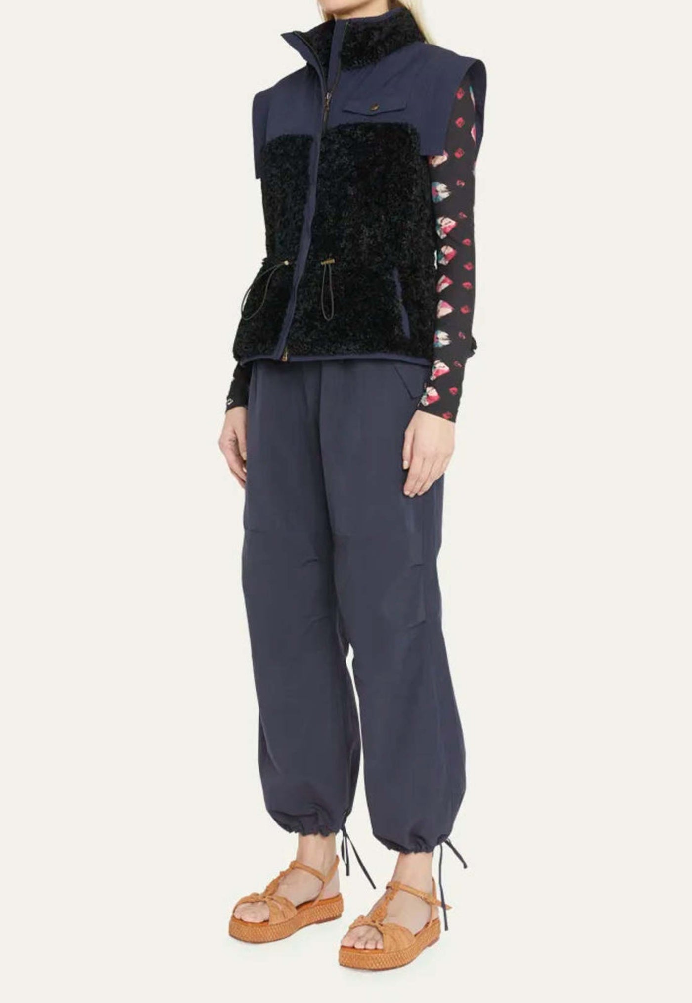 Tariet Teddy Fleece Vest - Midnight