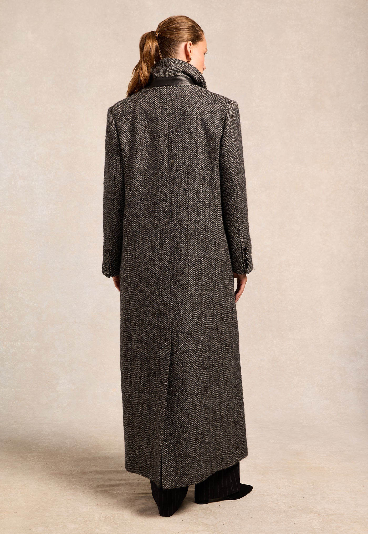 The Kelly Overcoat - Ebony Herringbone