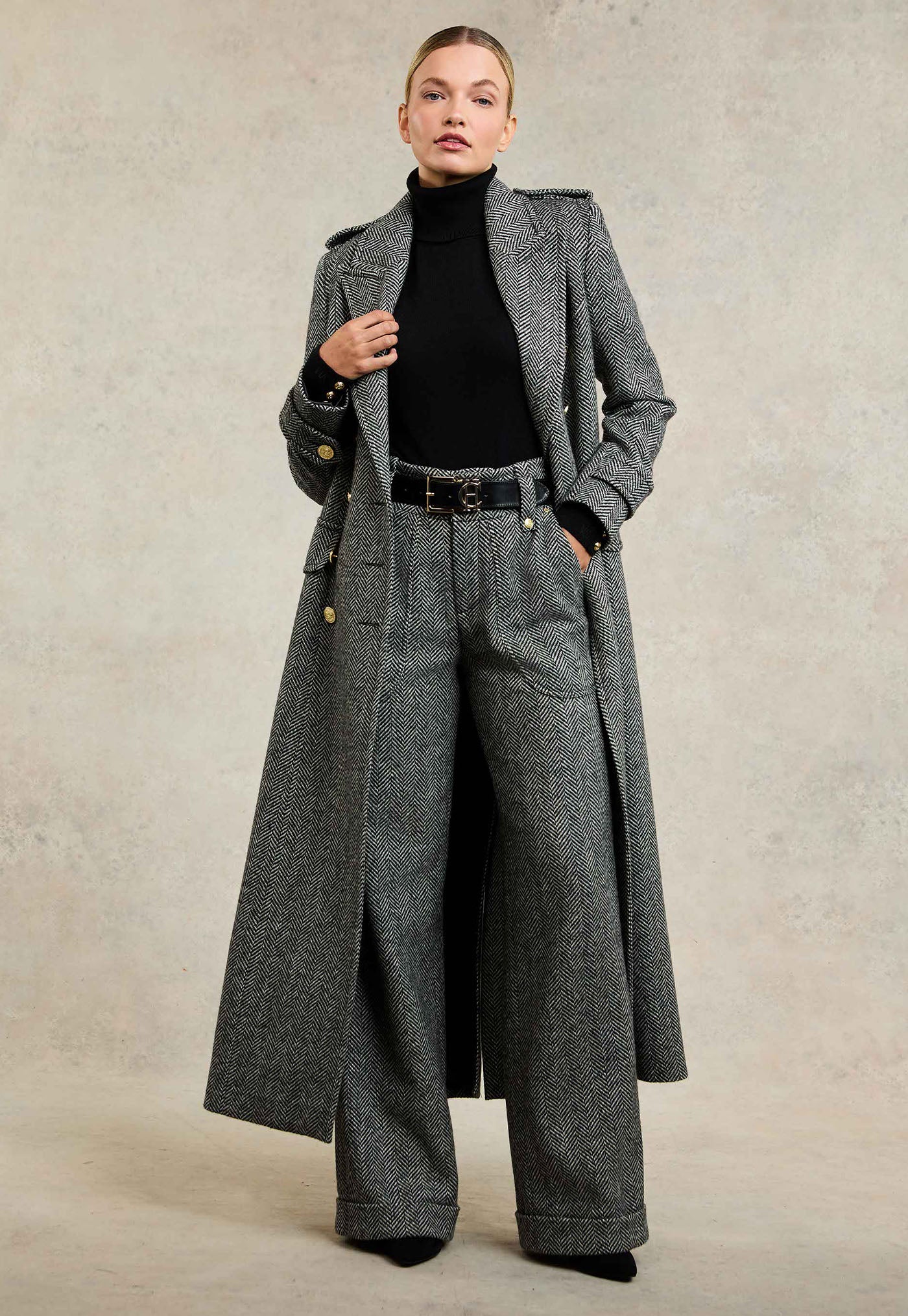 The Great Coat - Wide Tooth Black Herringbone