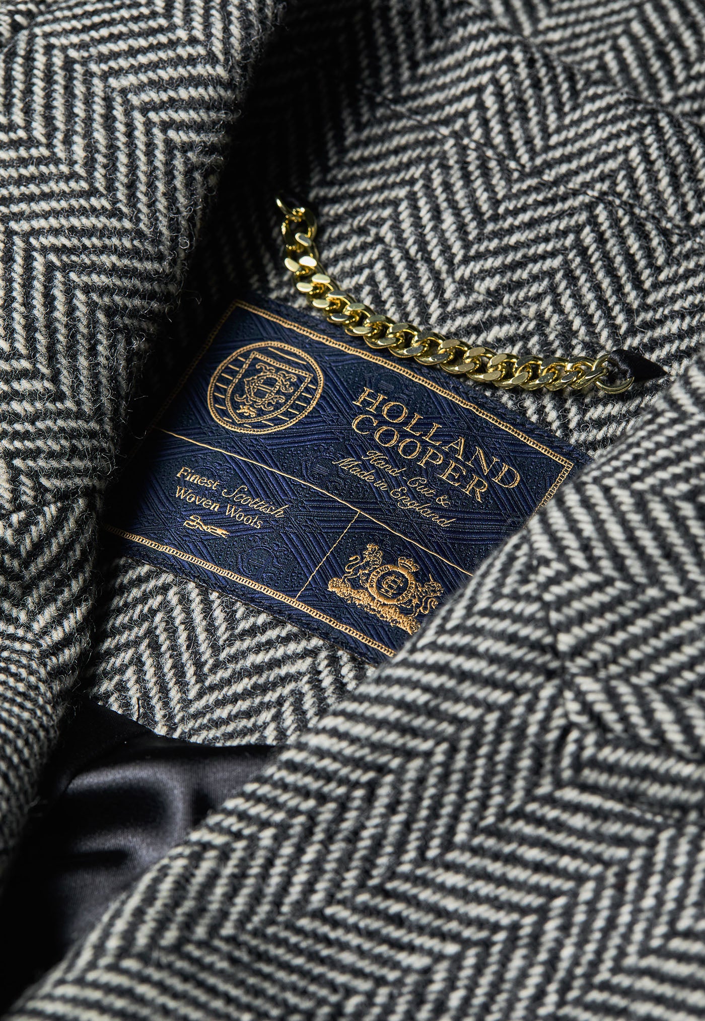 The Great Coat - Wide Tooth Black Herringbone