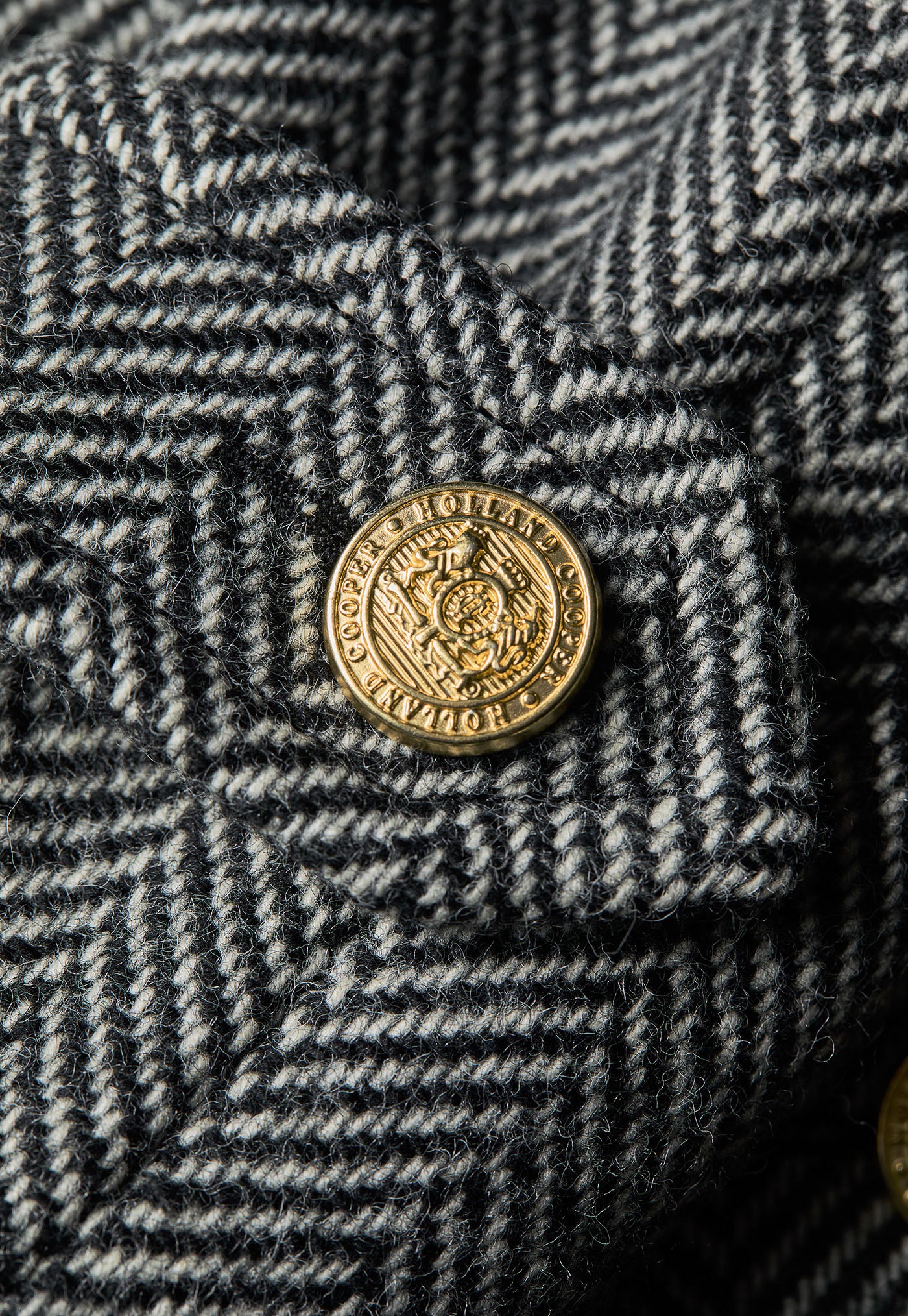 The Great Coat - Wide Tooth Black Herringbone