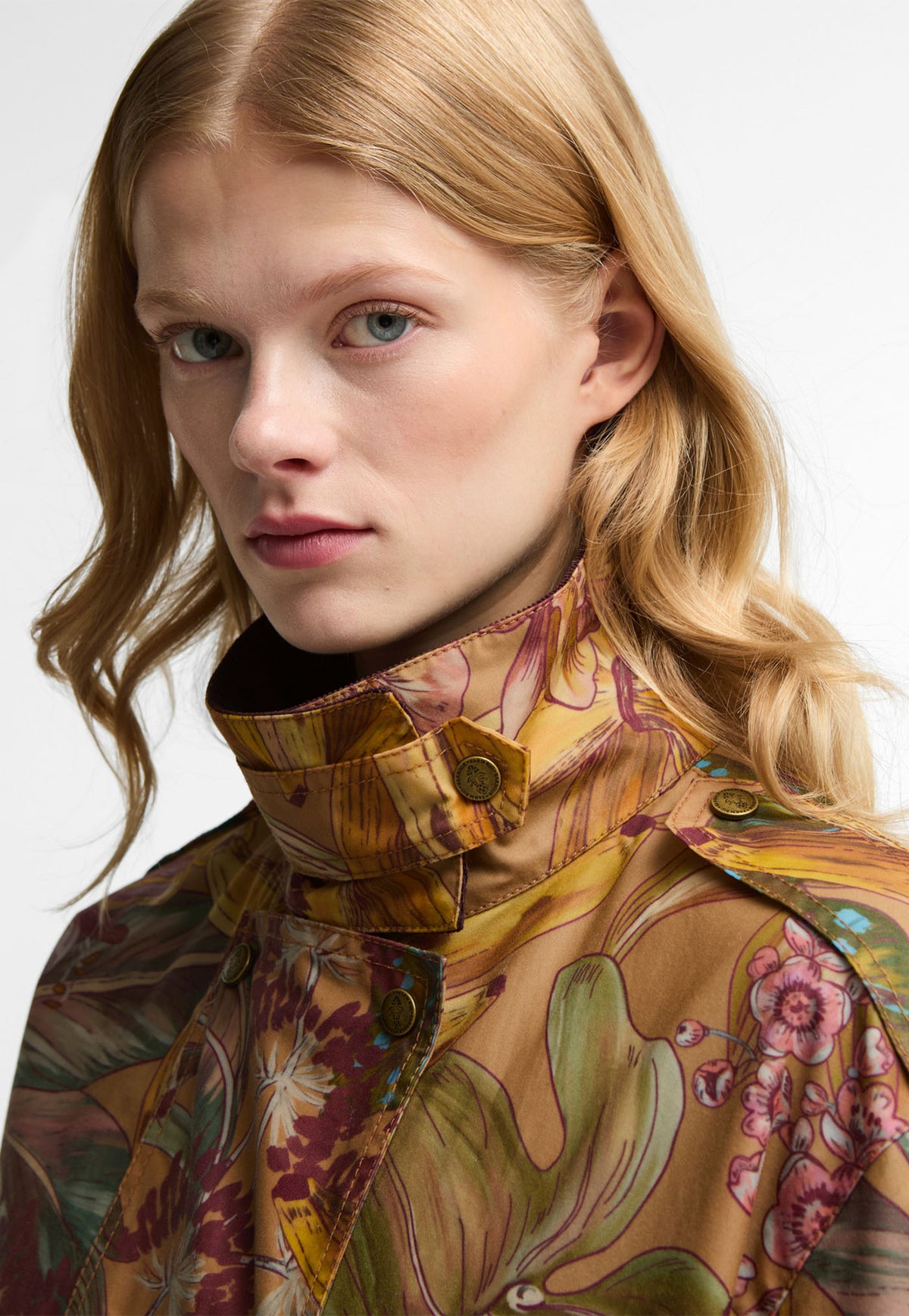 Barbour x Farm Rio Attalea Wax - Banana Groove Print