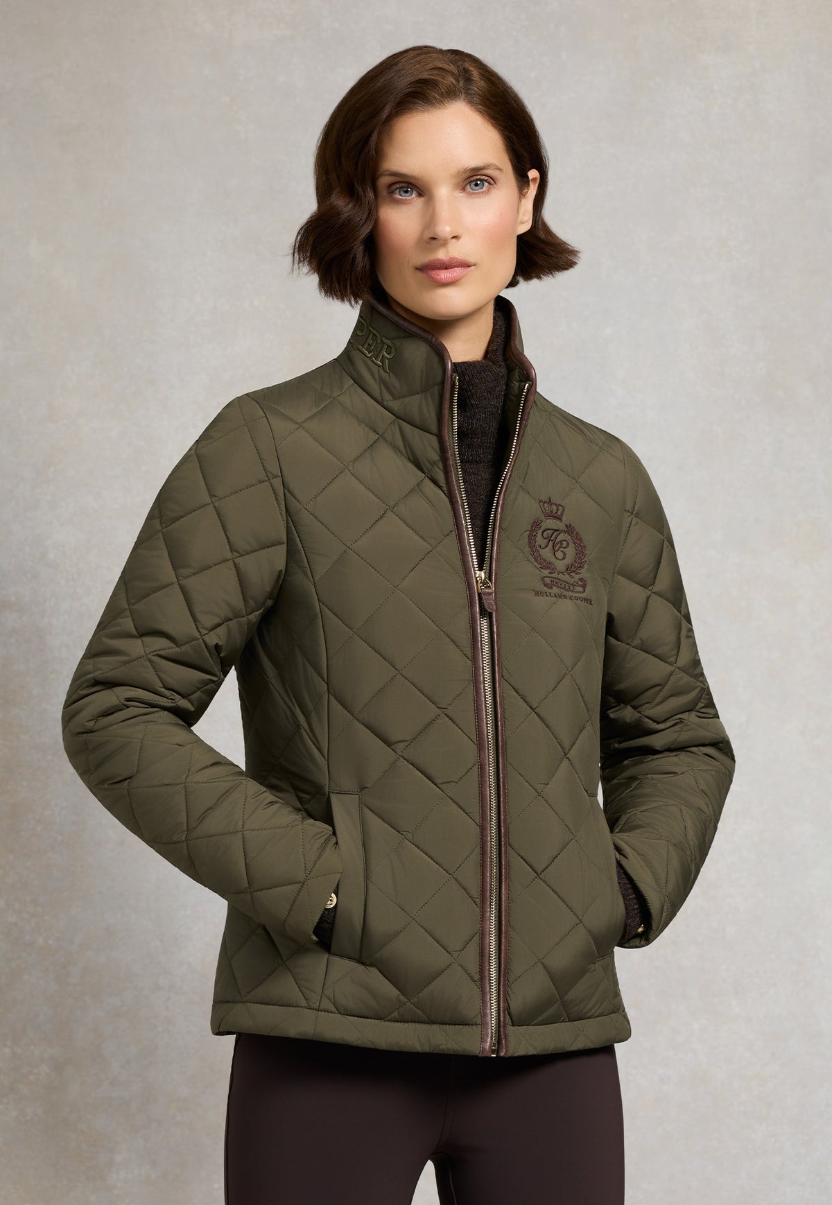 Holland Cooper Lightweight Country Jacket in Khaki, khaki diamond quilted jacket with high collar and faux leather trim