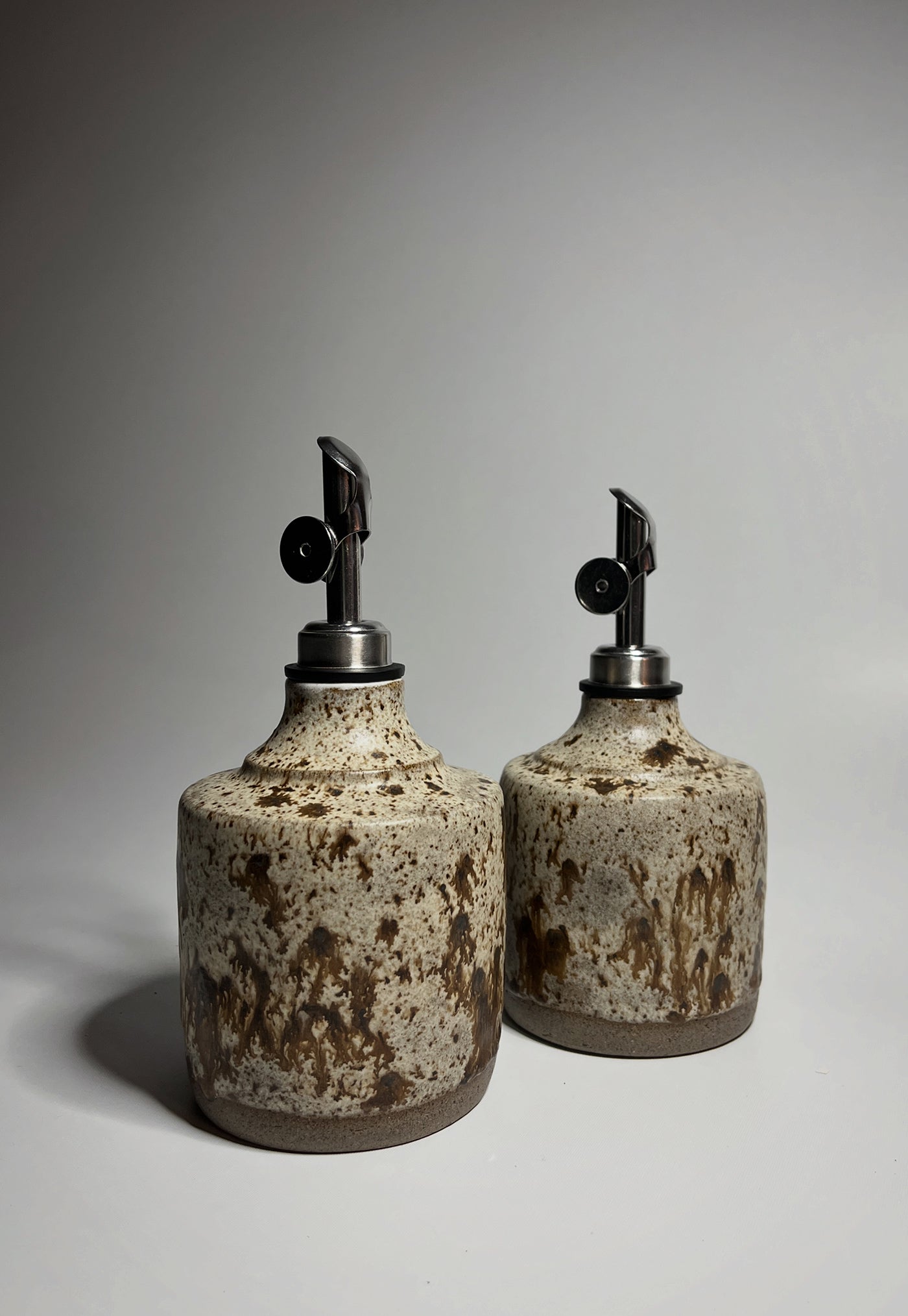 Oil Bottle 300ml - Rusted Cream