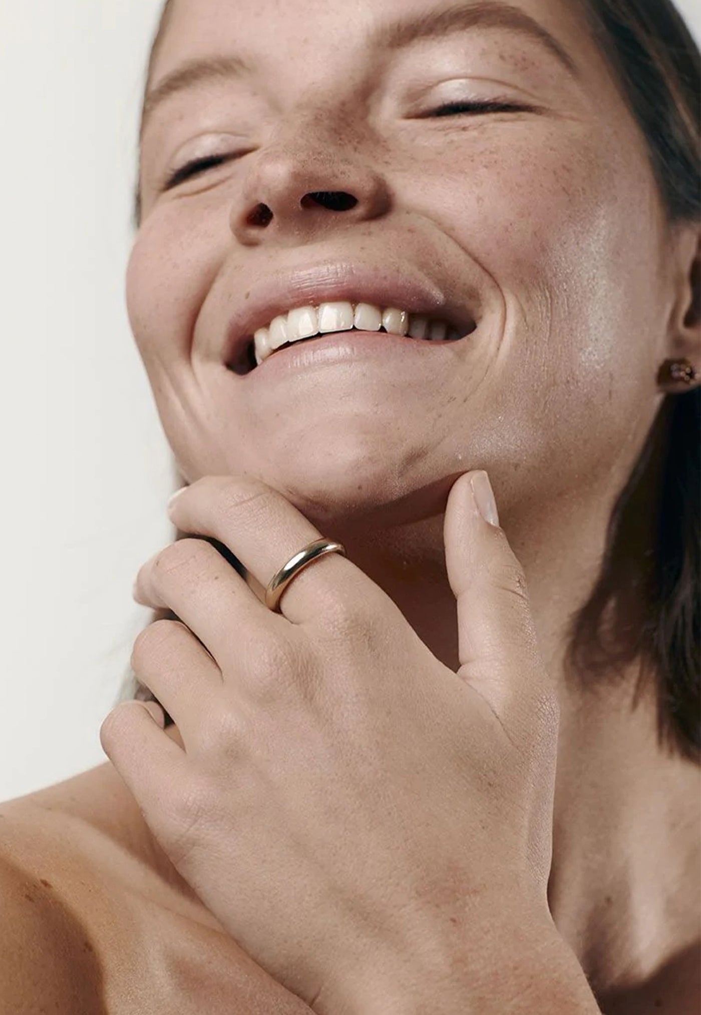 Halo Band 4mm sold by Angel Divine