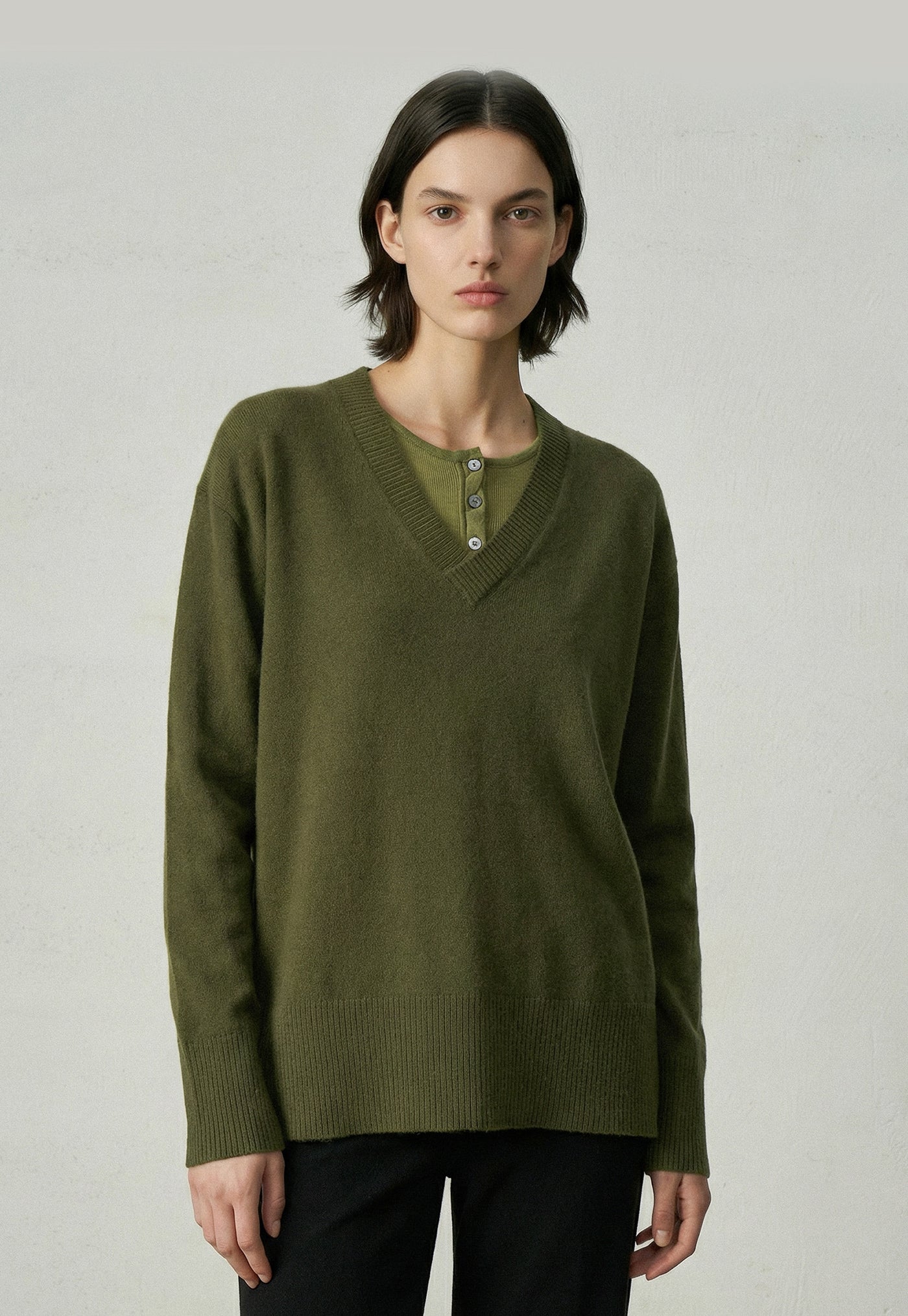 494 Cashmere Gorgeous V - Olive