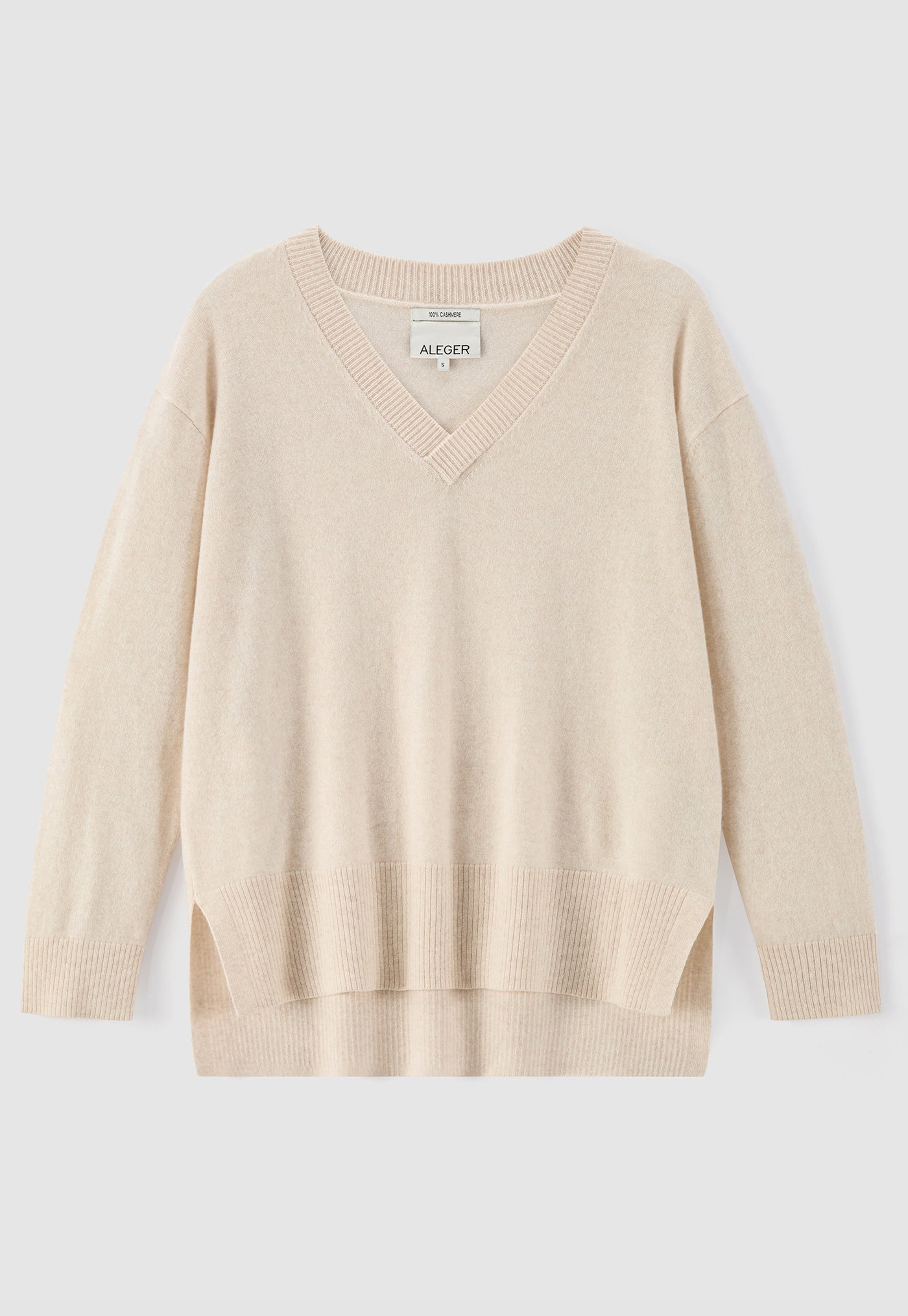 494 Cashmere Gorgeous V - Pearl Shell