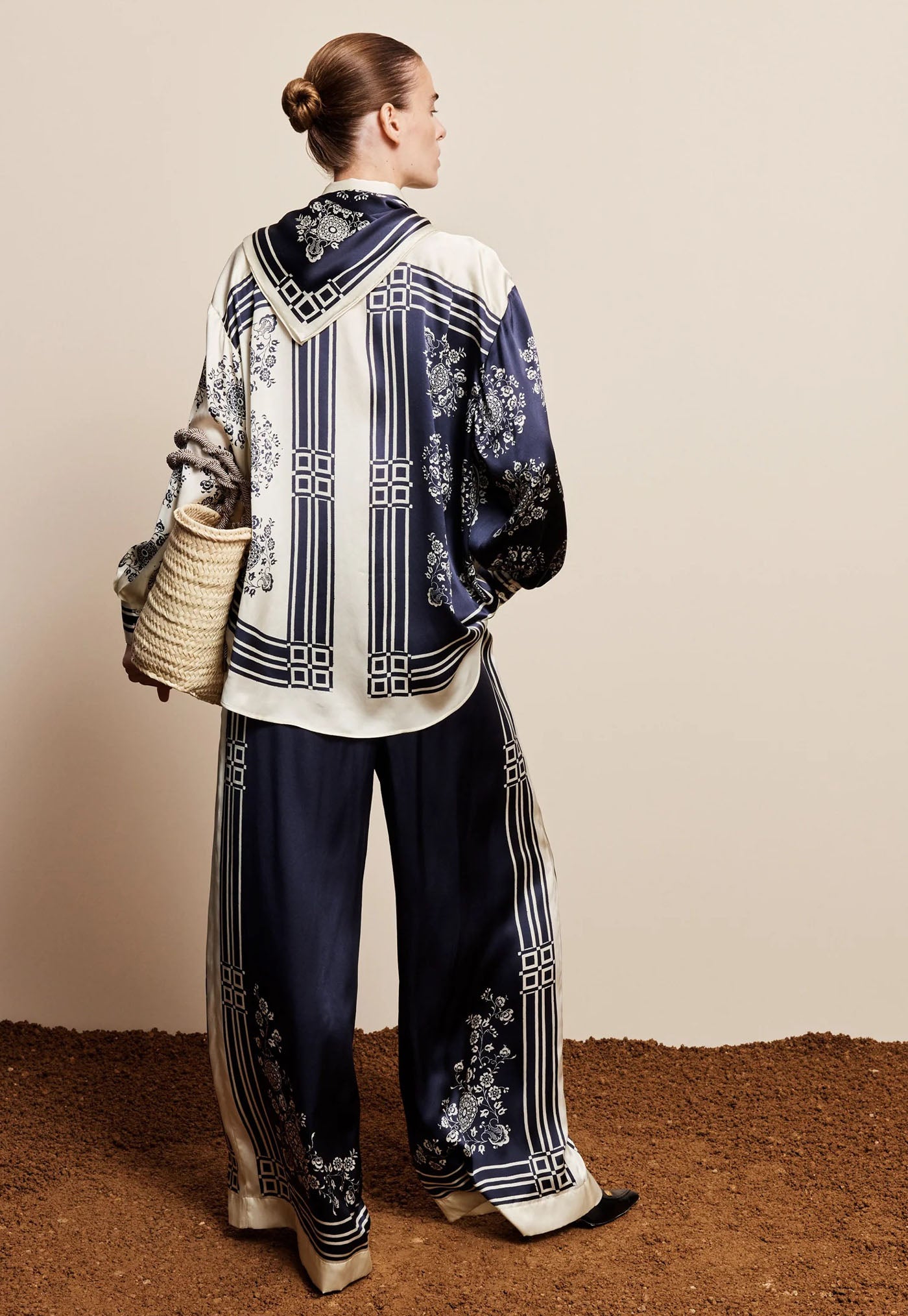 Banderra Silk Pant - Ink