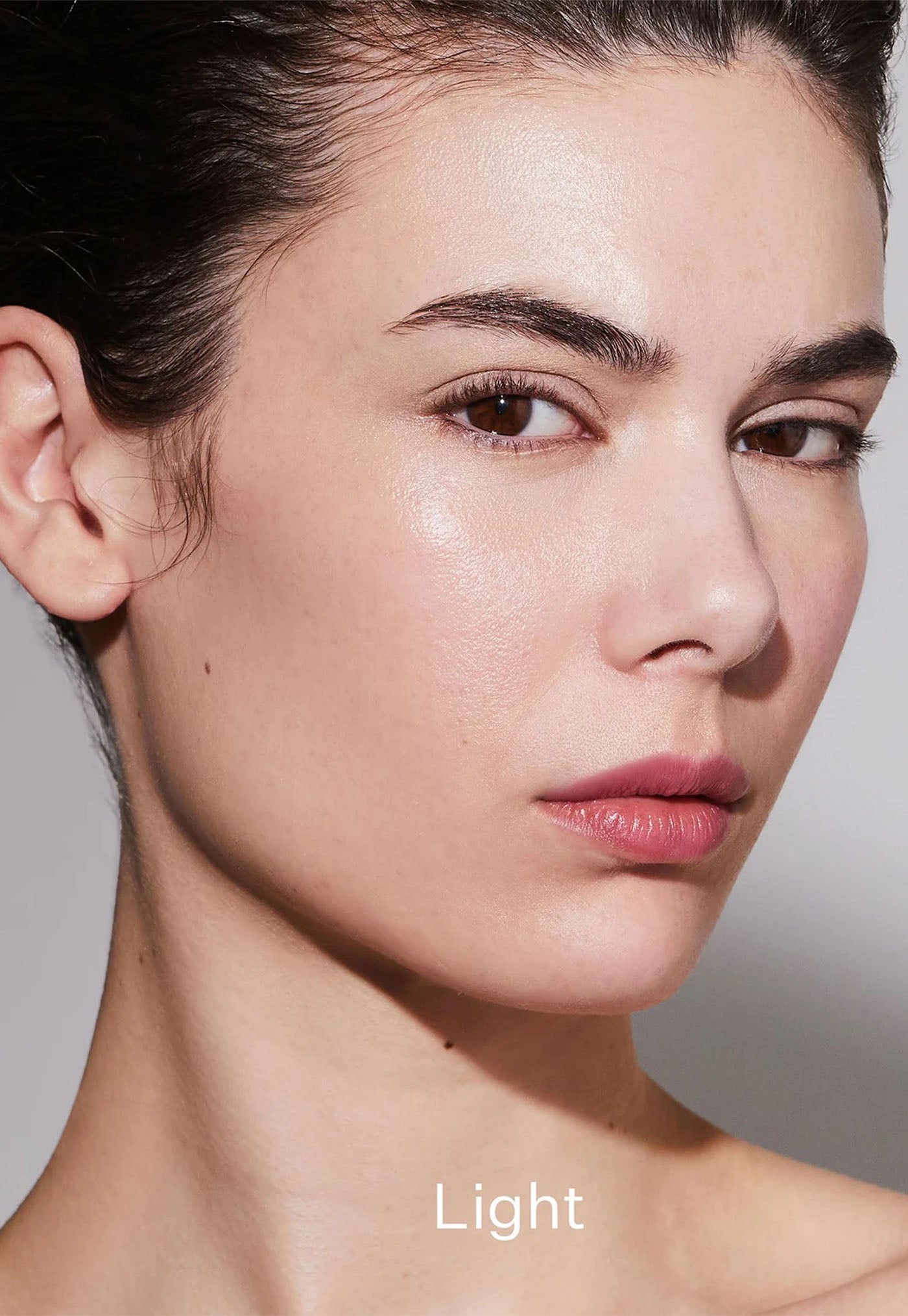 Smoothing Skin Tint/SPF20 - Light