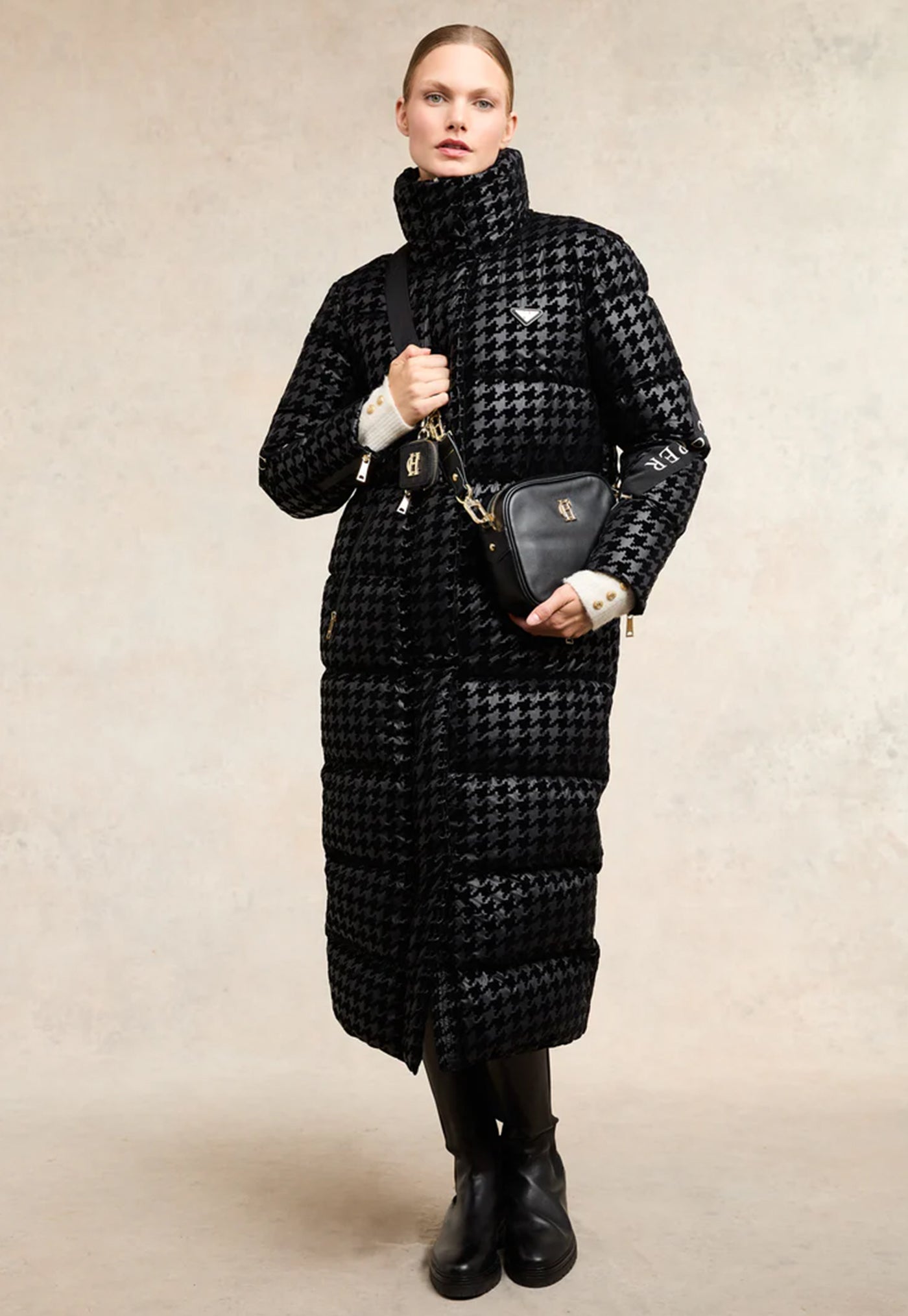 Camden Longline Coat - Mono Houndstooth