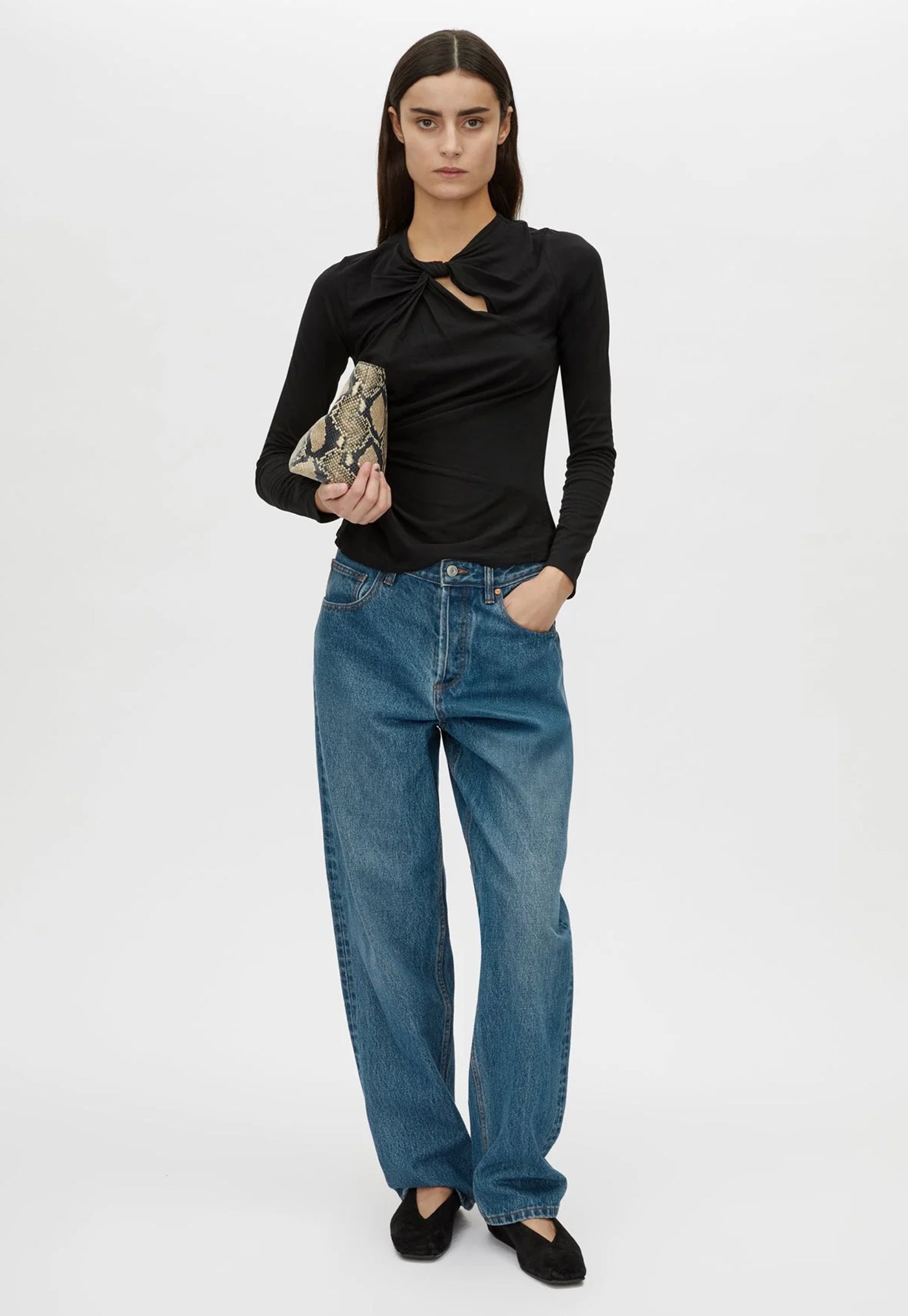 Felton Knot Long Sleeve Tee - Black
