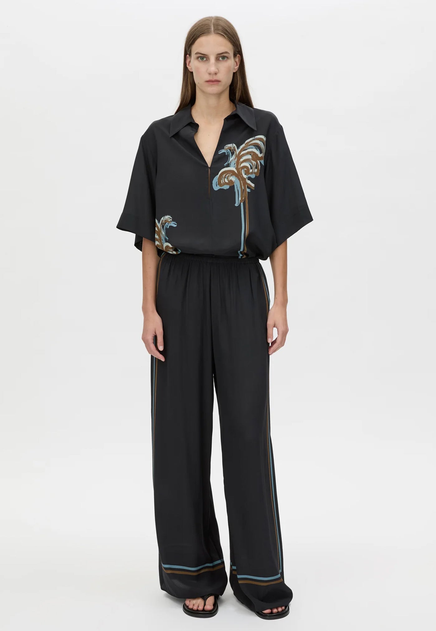 Frida Shirt - Black Frida Print