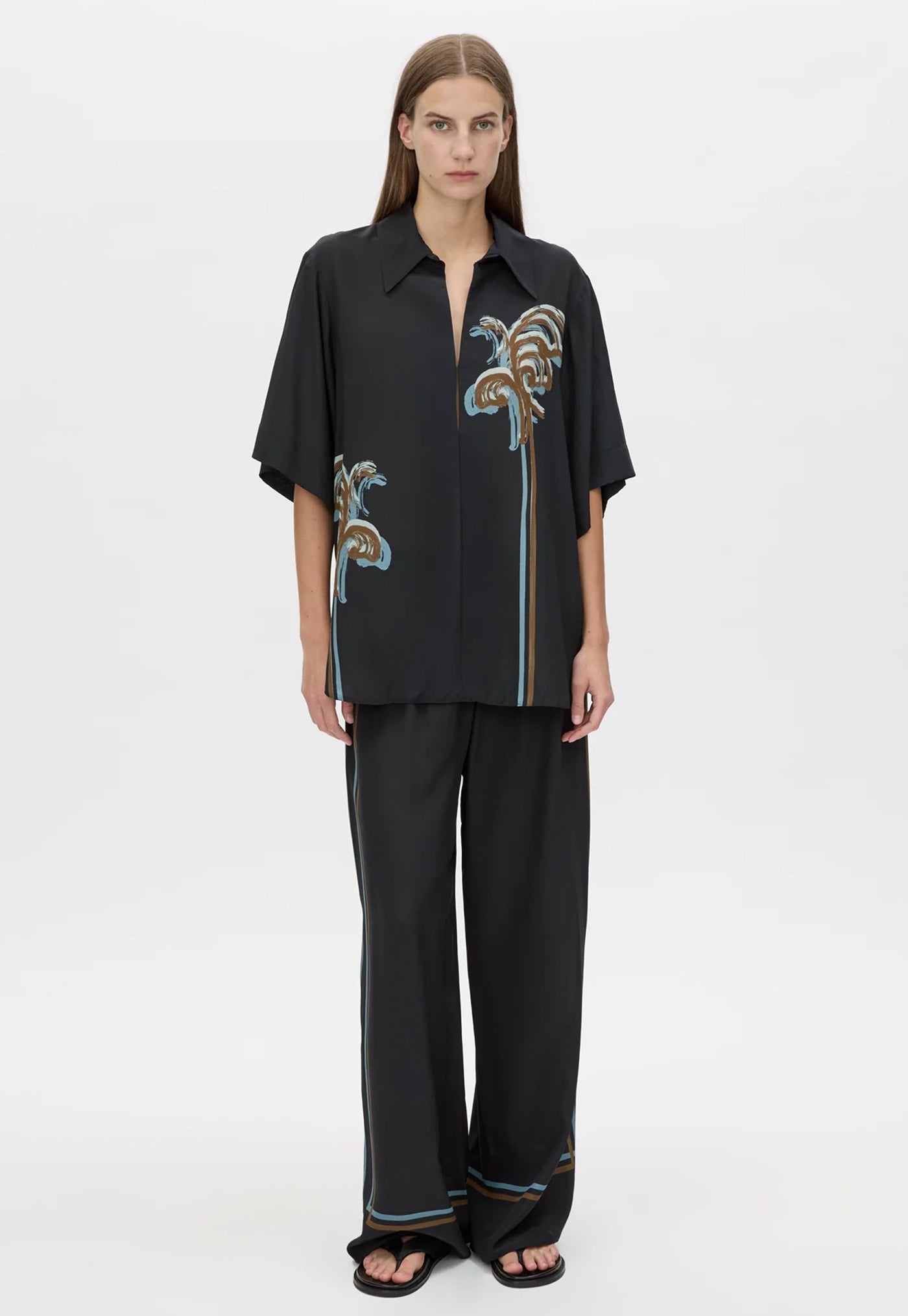 Frida Shirt - Black Frida Print