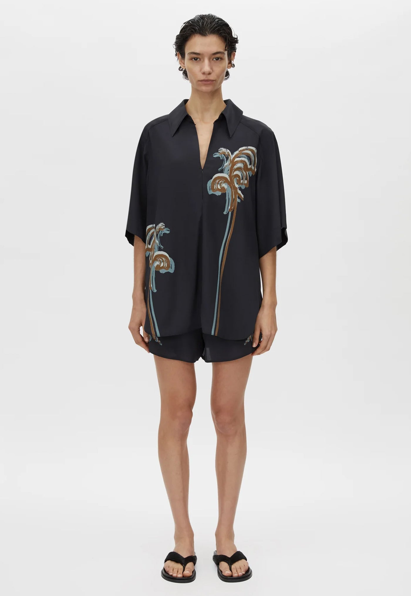 Frida Shirt - Black Frida Print