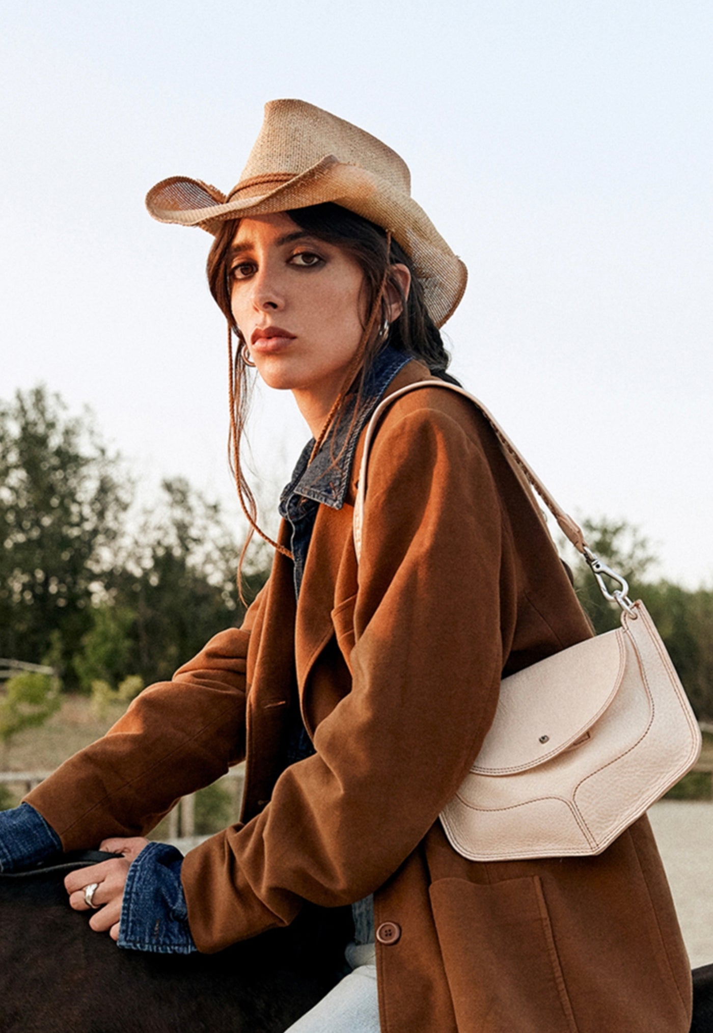 Acero Shoulder Bag - Cream