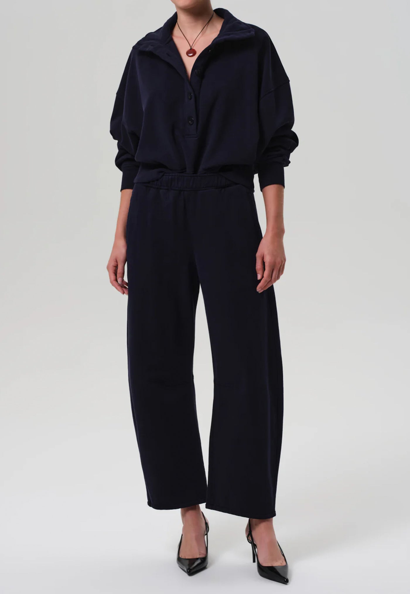 Miro Sweatpant - Navy