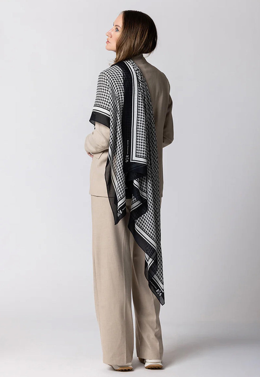 The Hunter Scarf